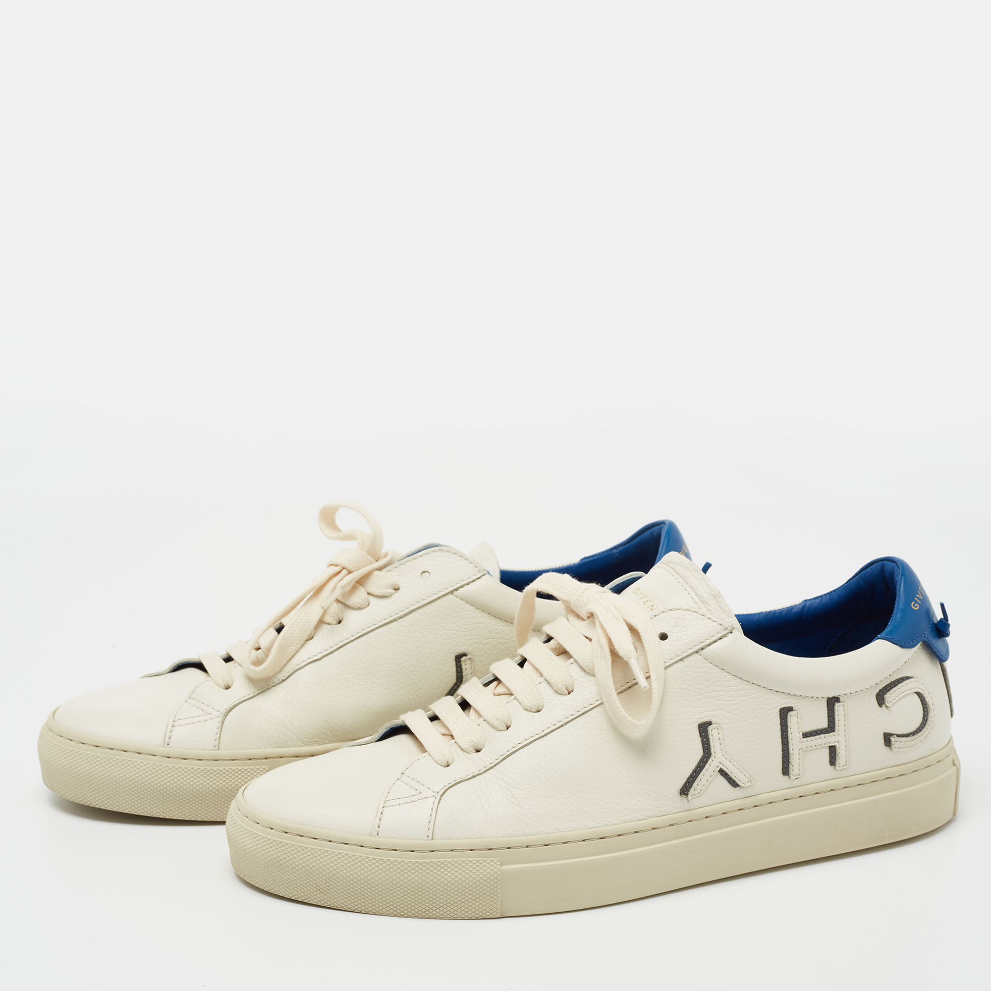 

Givenchy White/Blue Leather Reverse Letter Low Top Sneakers Size