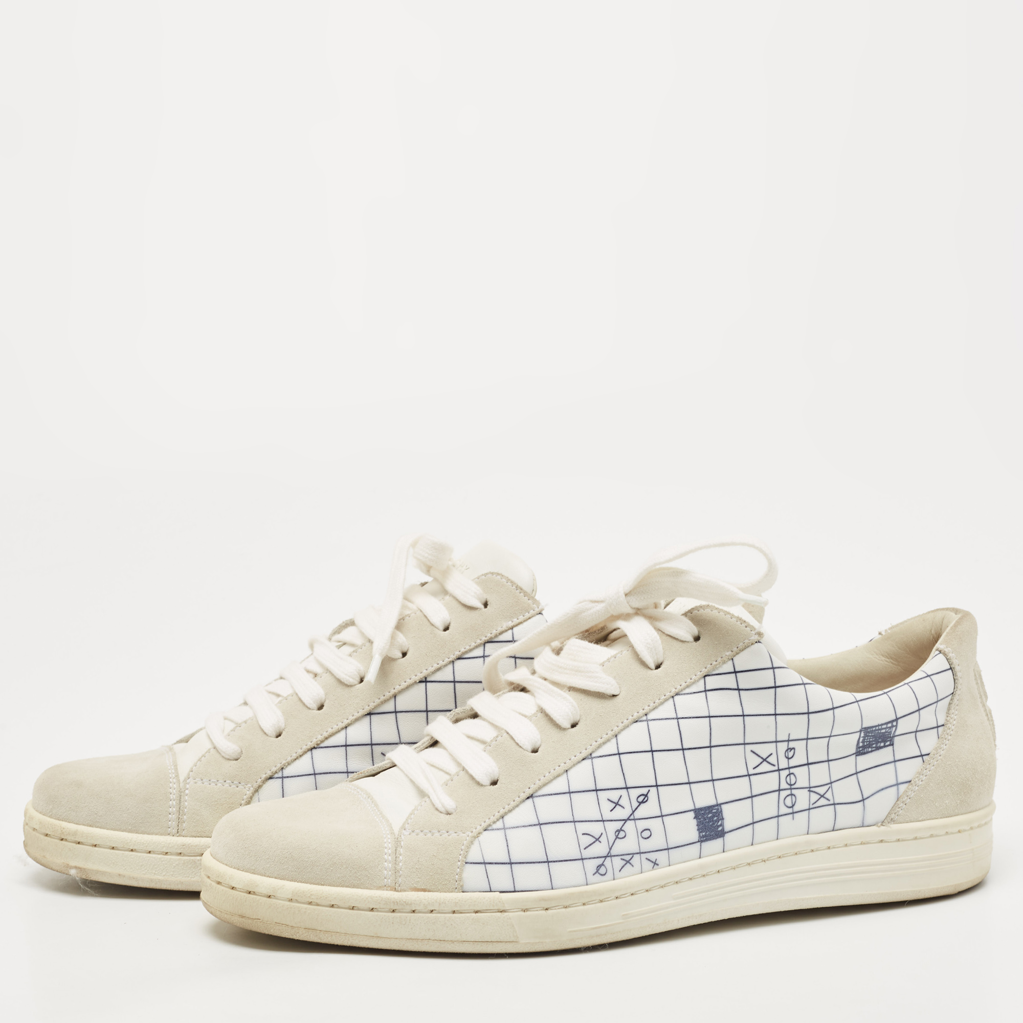 

Givenchy Tricolor Printed Leather and Suede Low Top Sneakers Size, White
