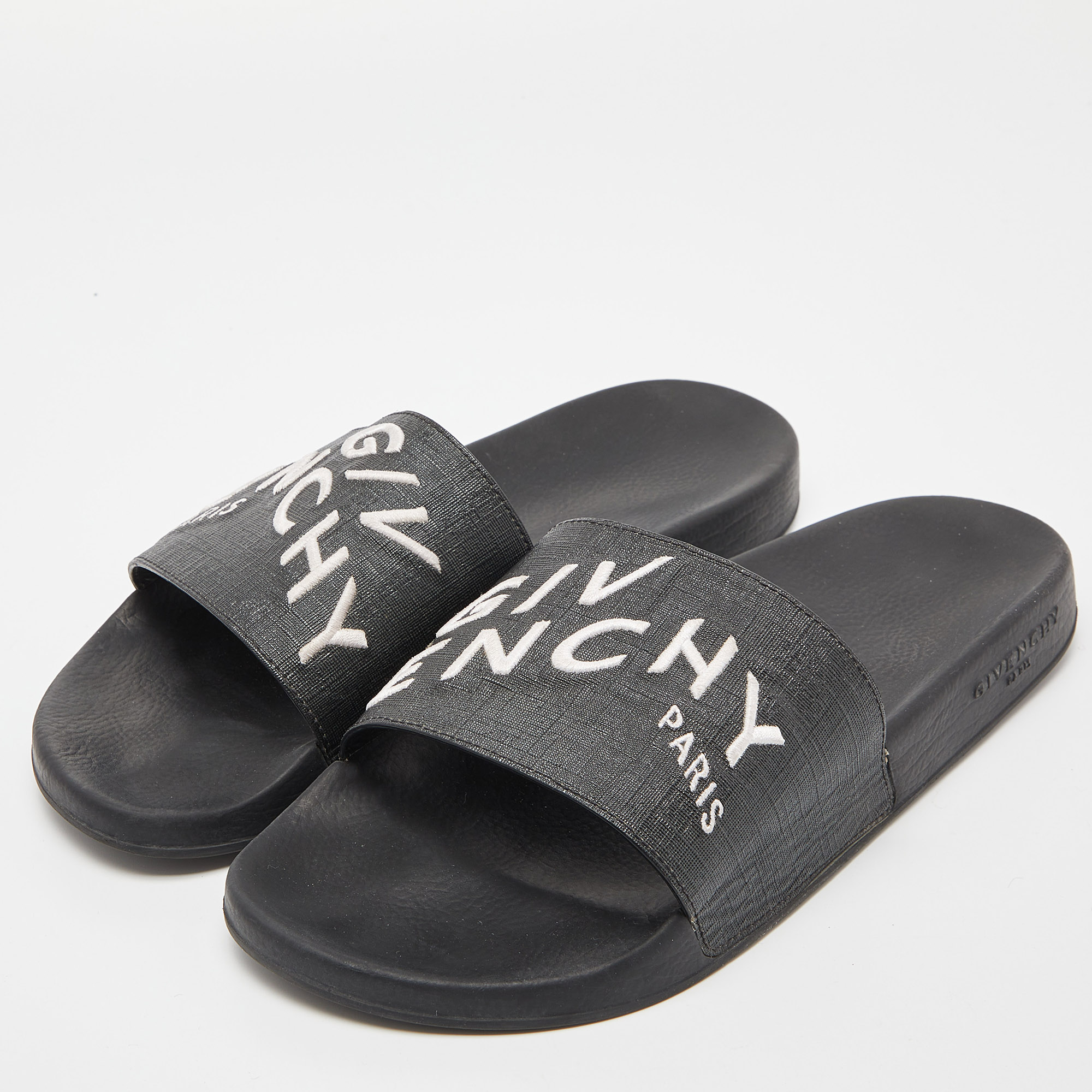 

Givenchy Black Coated Canvas Embroidered Logo Slides Size