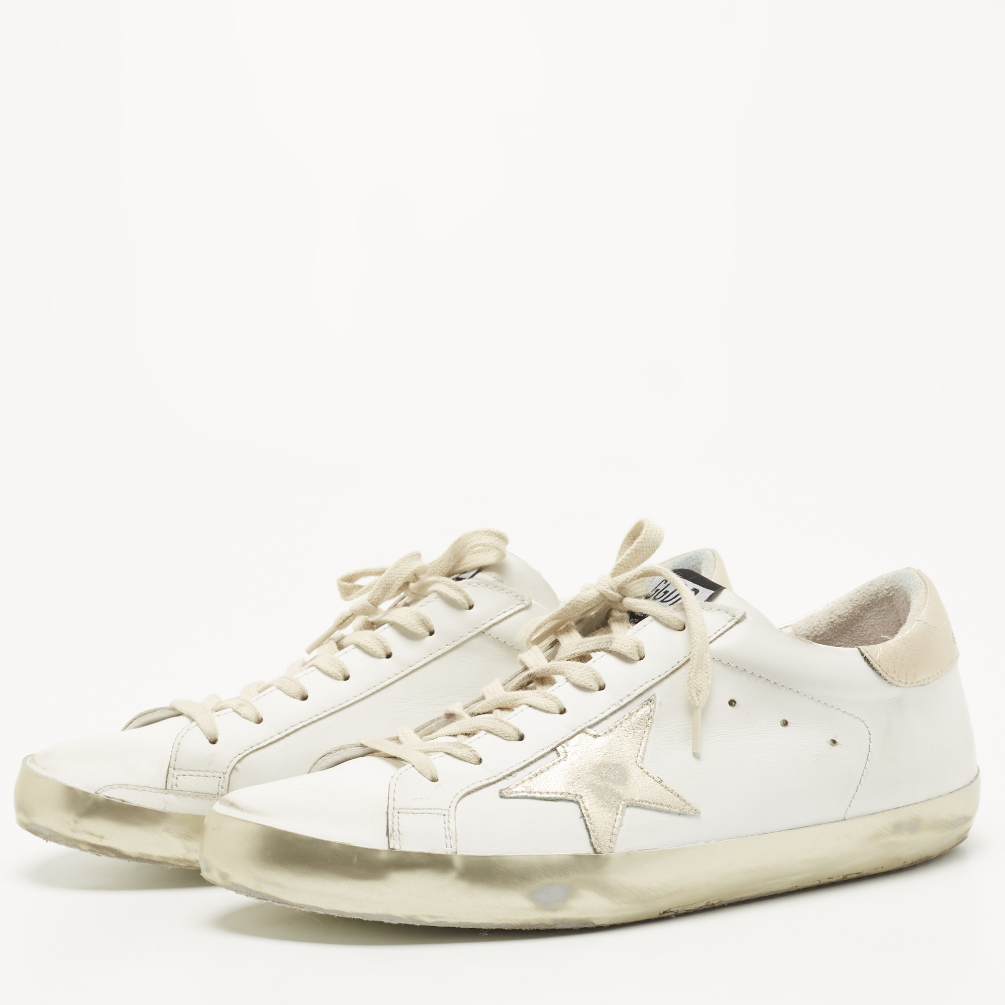 

Golden Goose White Leather Superstar Low Top Sneakers Size