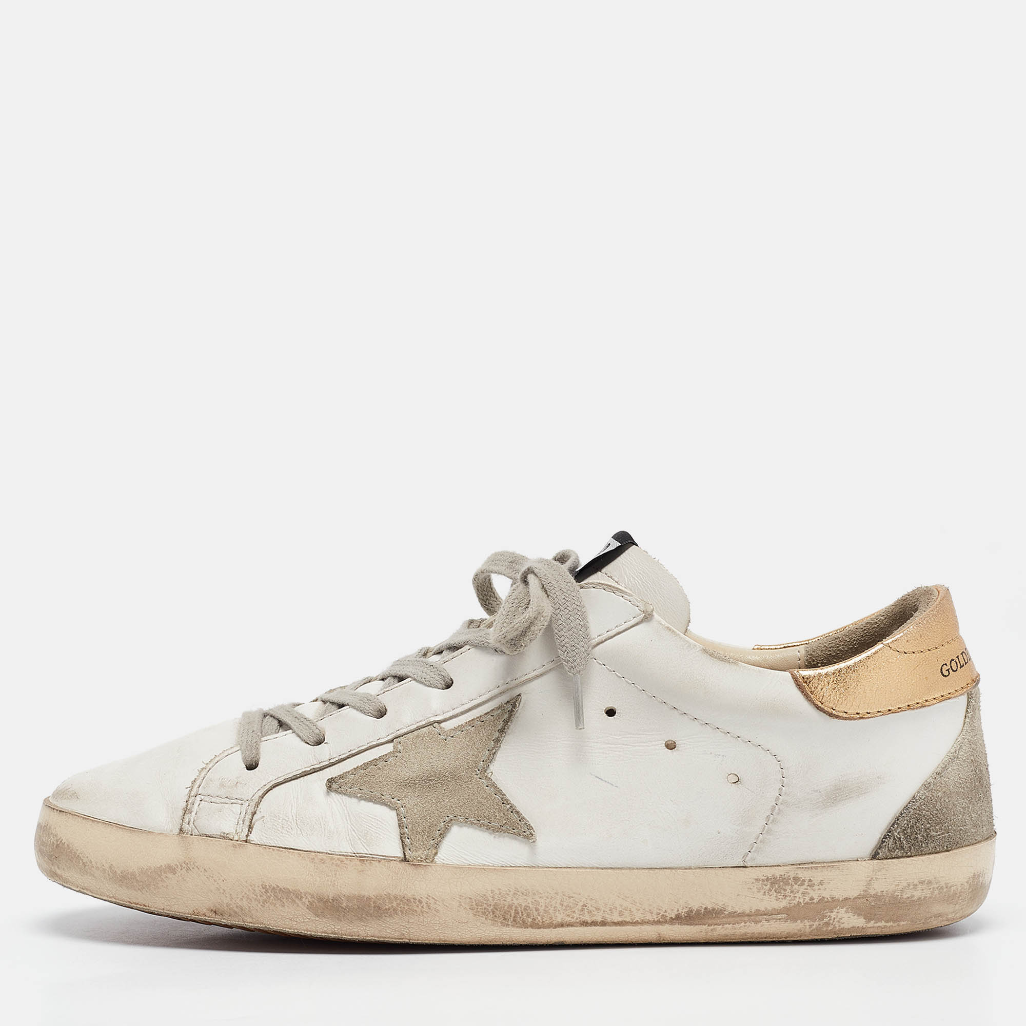 

Golden Goose White/Gold Leather and Suede Superstar Low Top Sneakers Size