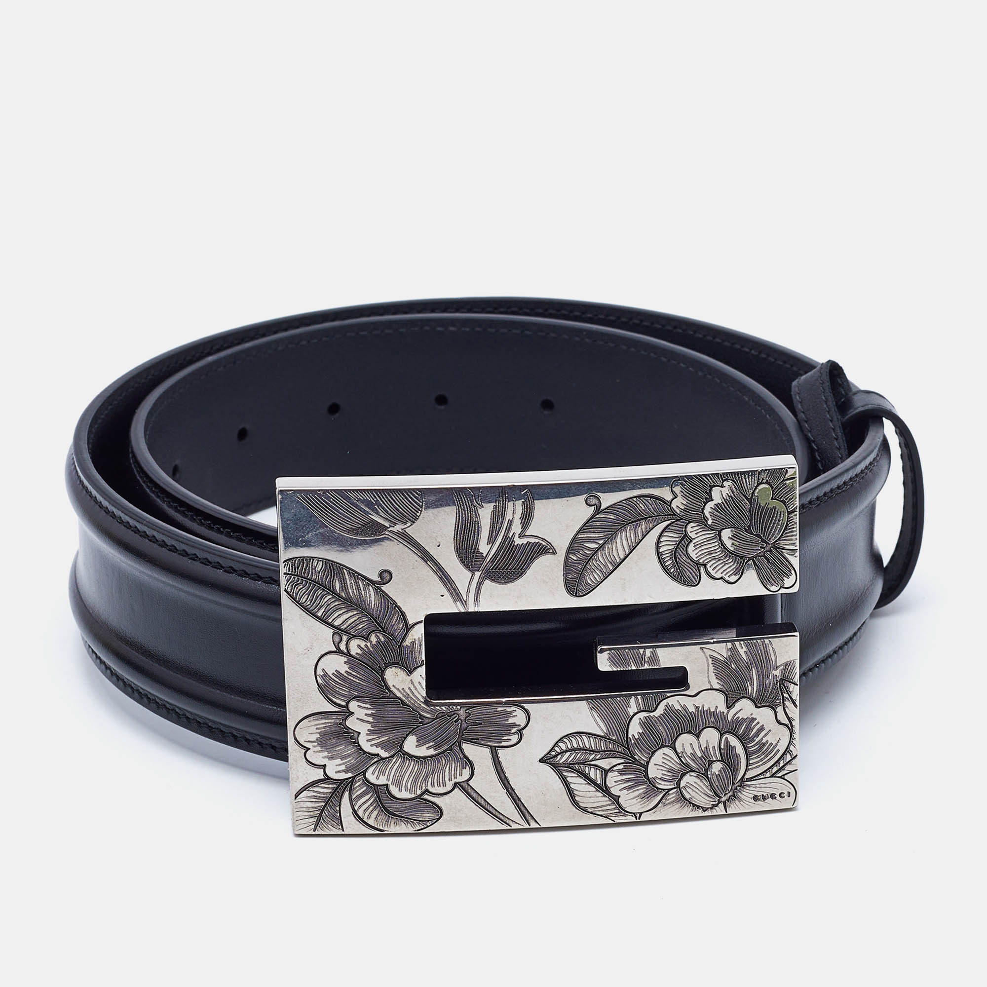 

Gucci Black Leather Floral Wide G Buckle Belt