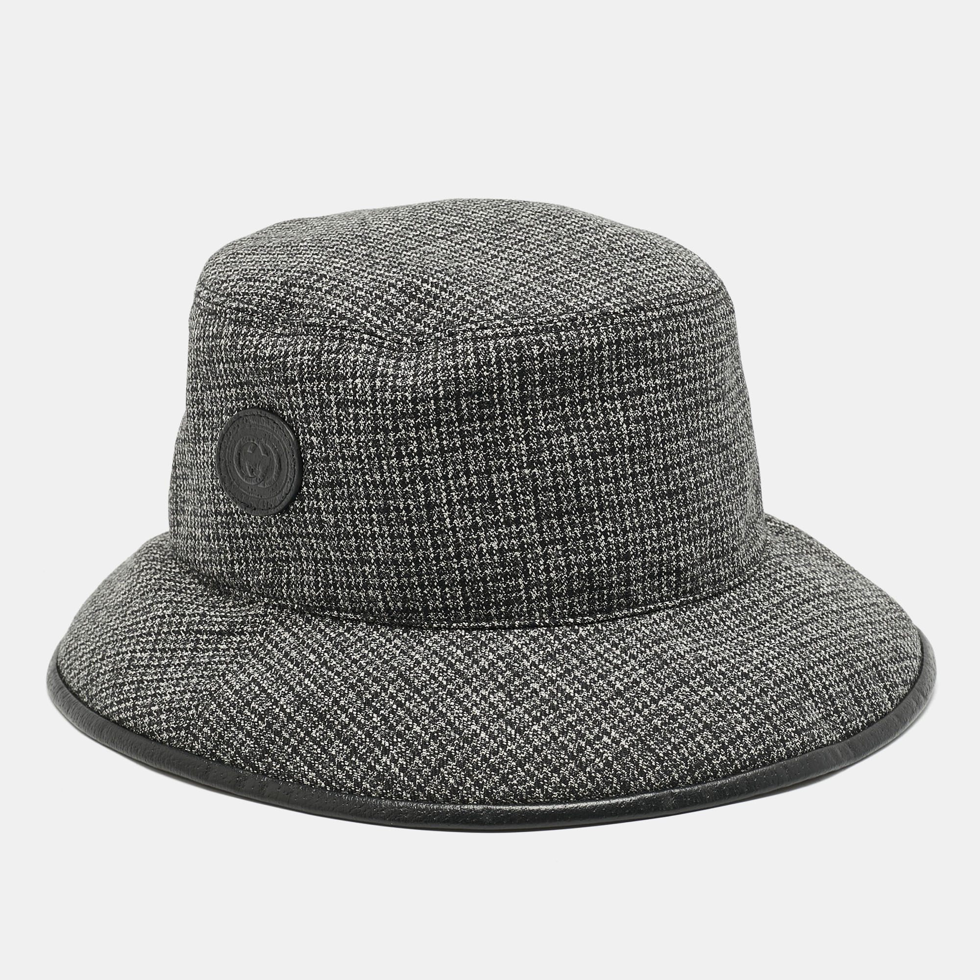 

Gucci Black/Grey Wool Logo Patch Bucket Hat