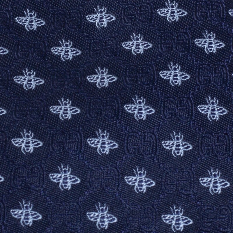 

Gucci Navy Blue Superbee Skinny Silk Tie