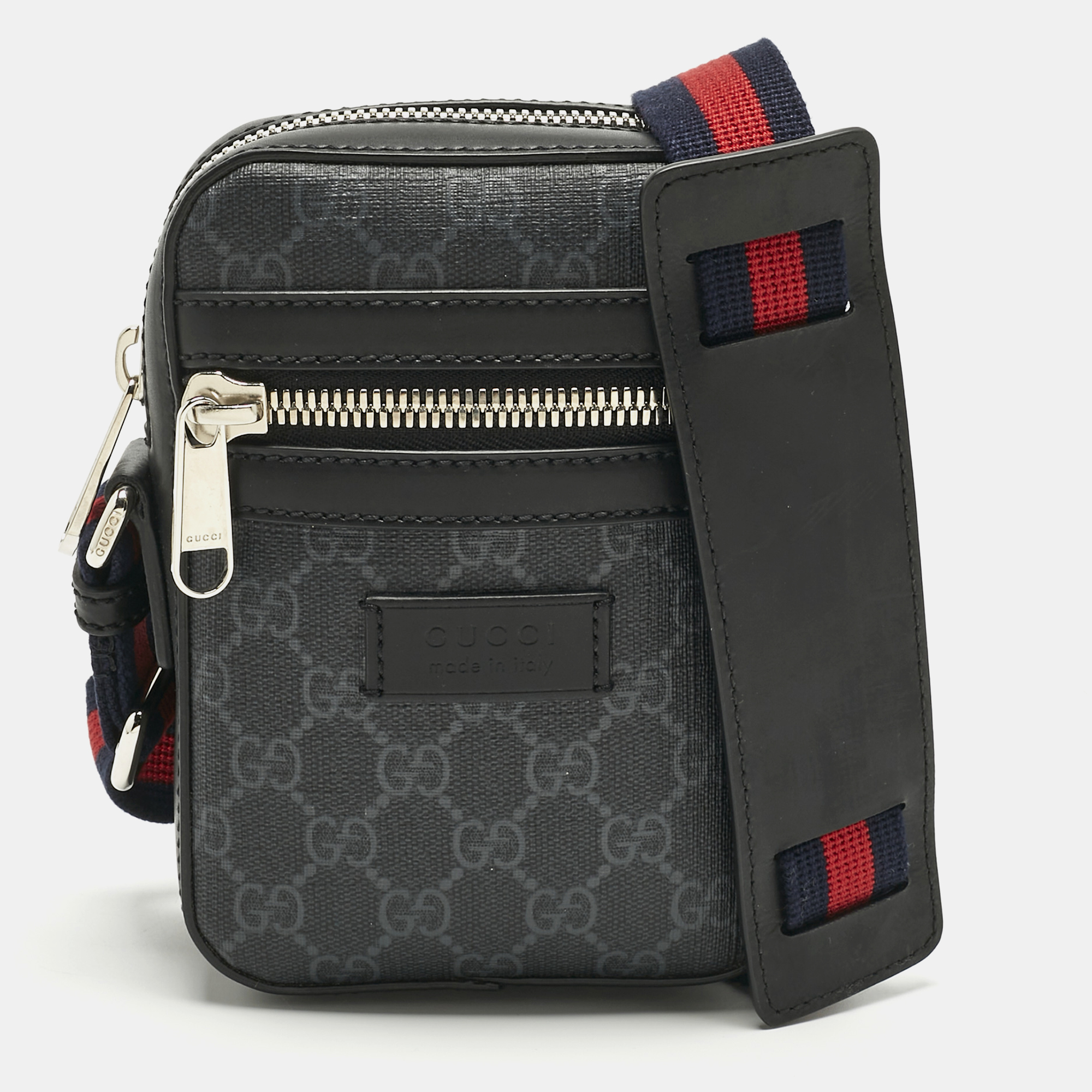 

Gucci Black GG Supreme Canvas and Leather Web Messenger Bag