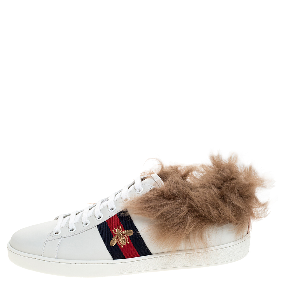 

Gucci White Leather and Fur Ace Embroidered Bee Low Top Sneaker Size