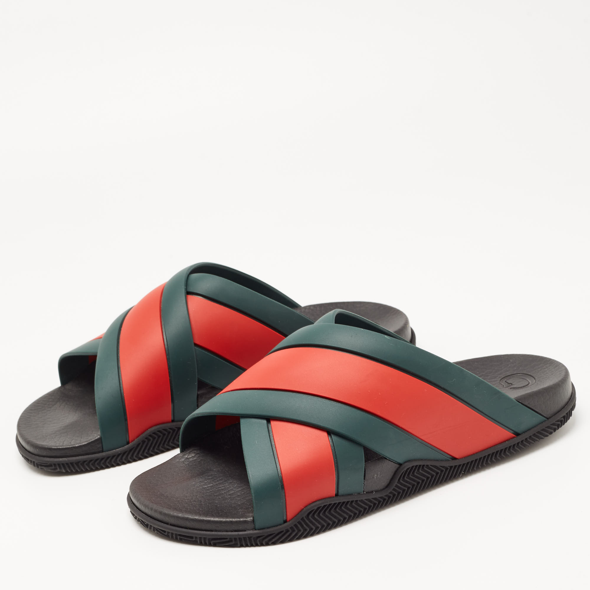 

Gucci Red/Green Web Rubber Flat Slides Size