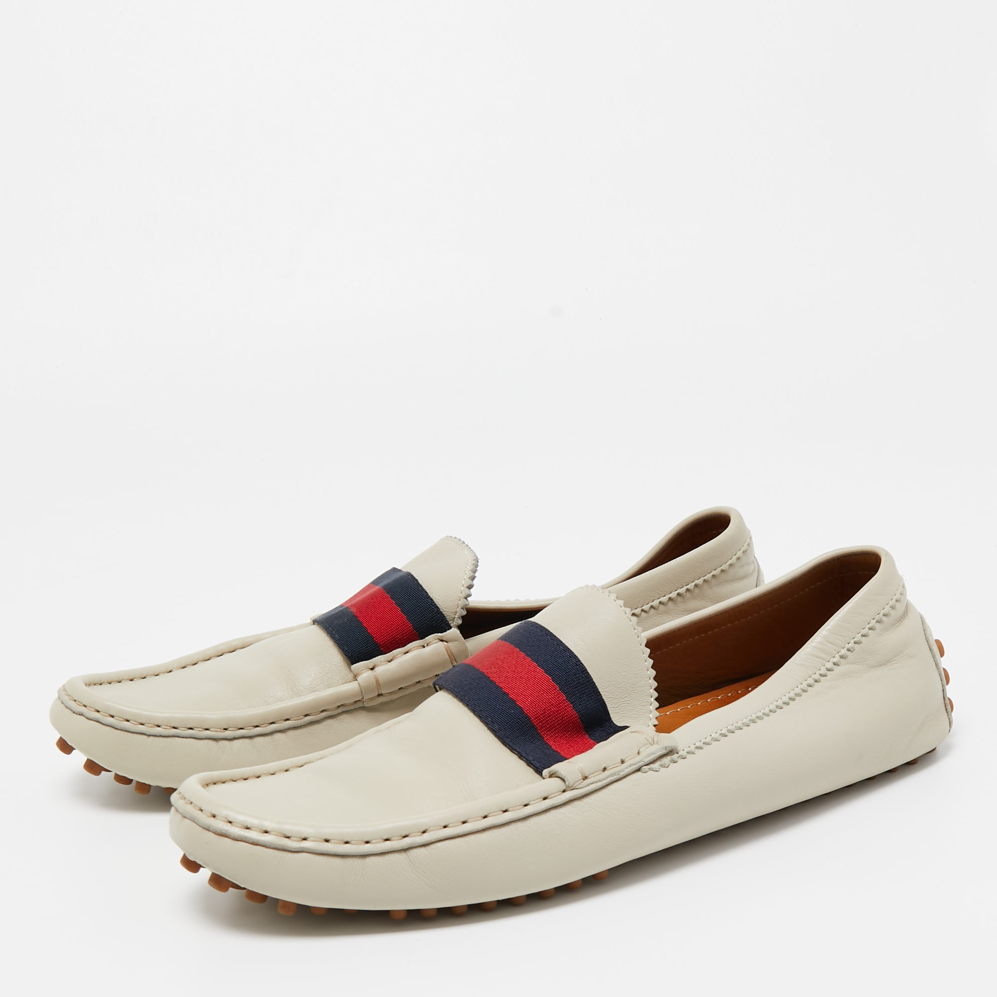

Gucci Cream Leather Web Slip On Loafers Size