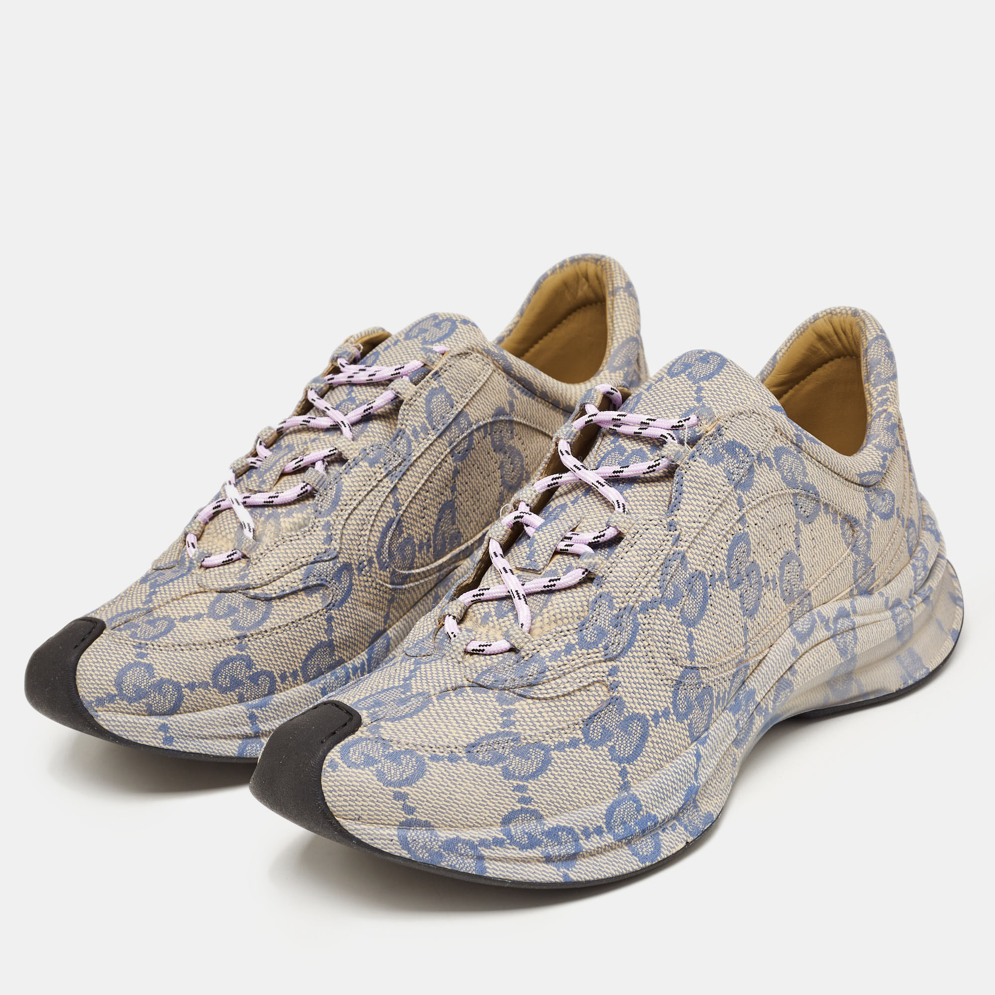 

Gucci Beige/Blue GG Printed Leather Run Sneakers Size