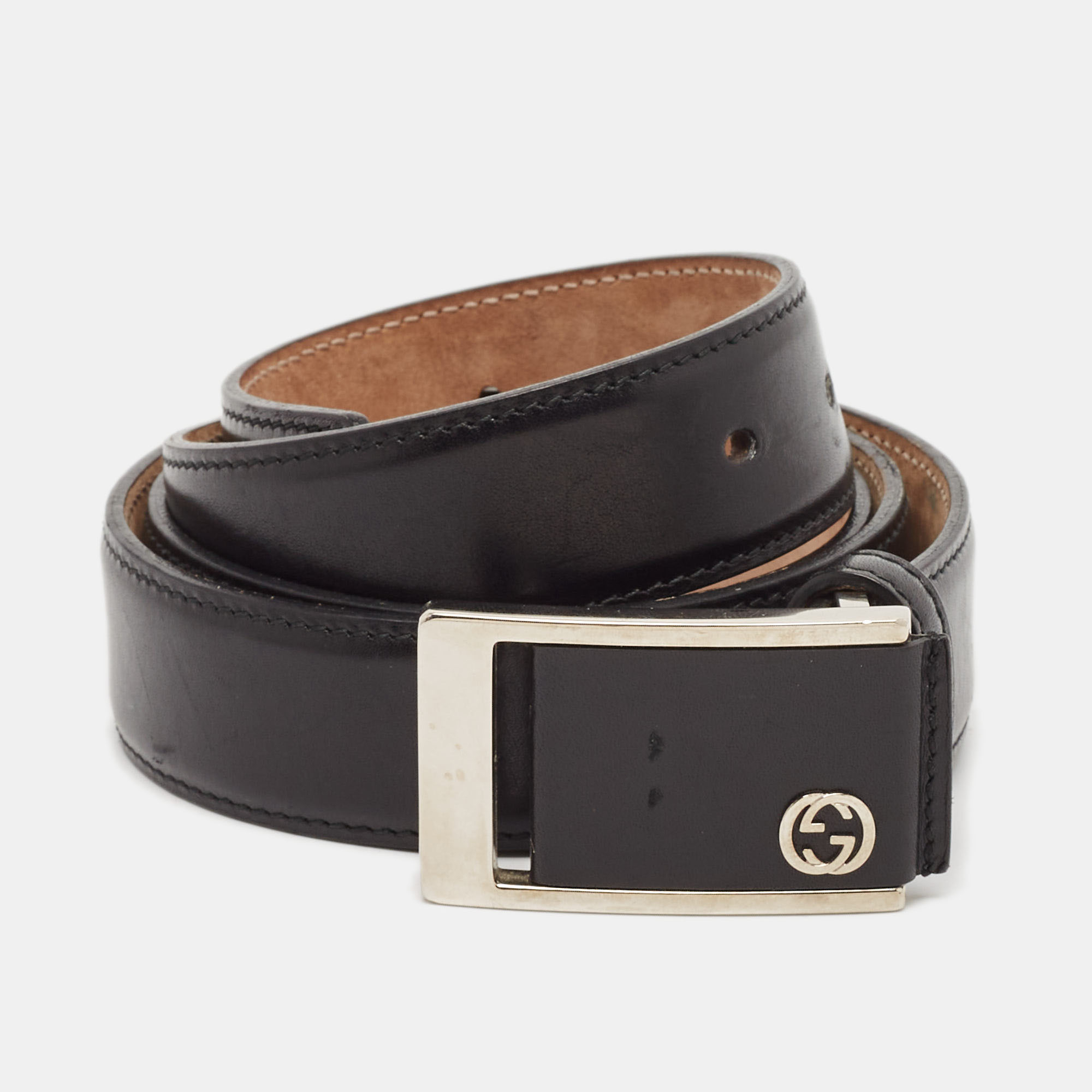 

Gucci Black Leather Square Buckle Belt