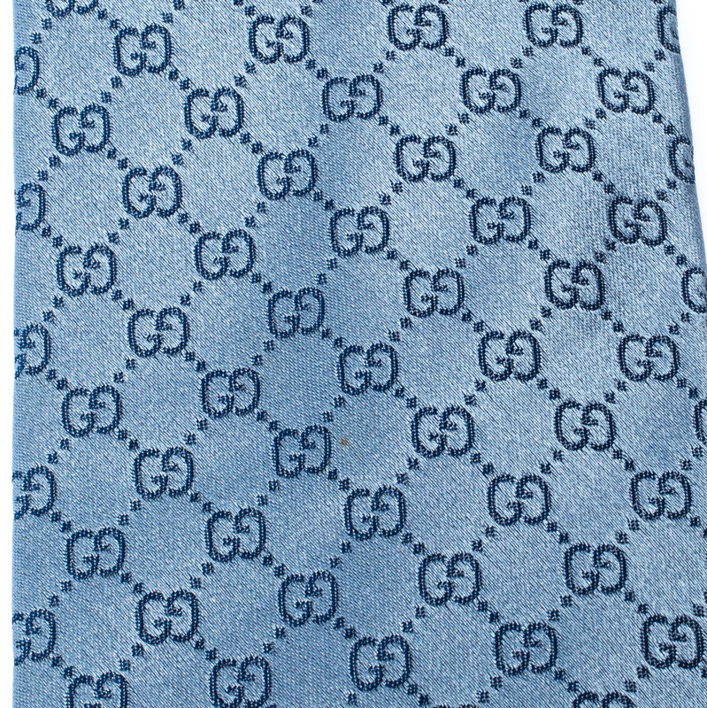 

Gucci Pale Blue Monogram GG Pattern Silk Tie