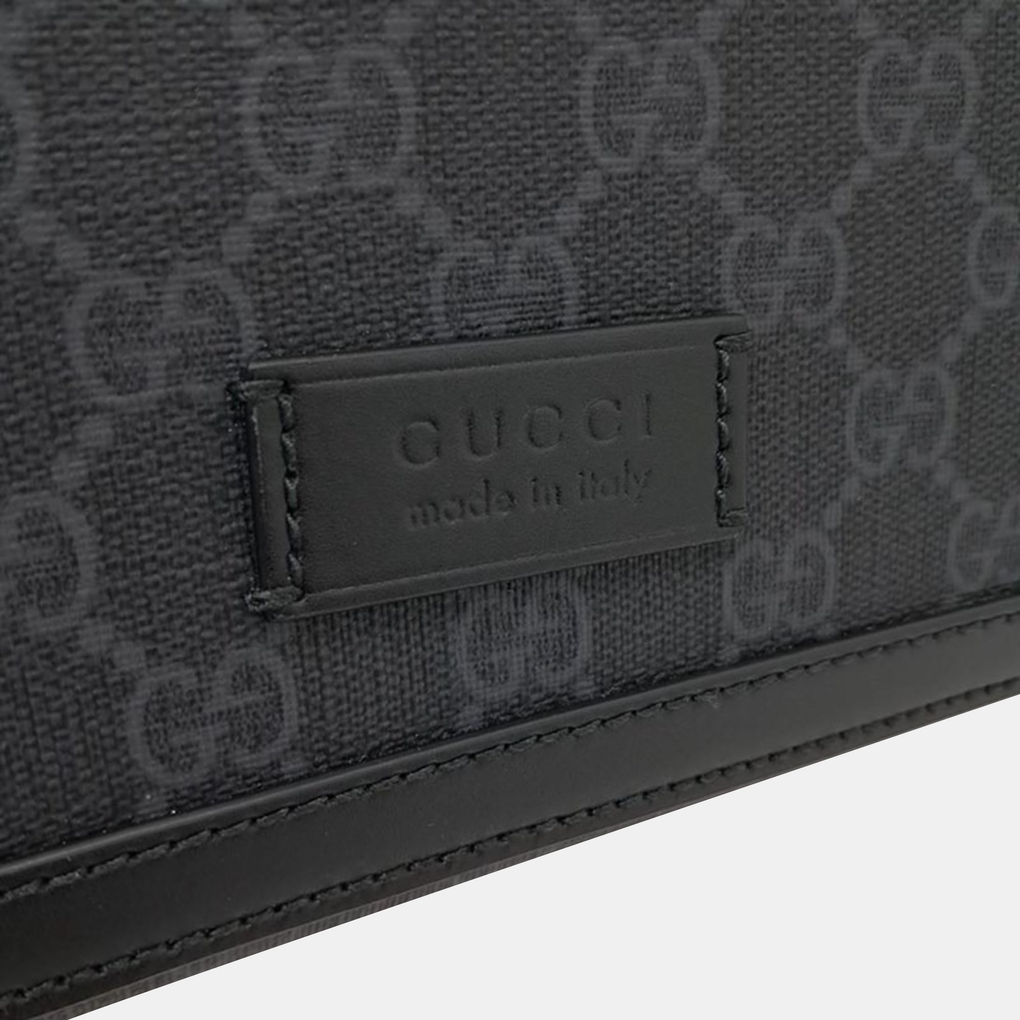 Gucci GG Supreme Crossbody Bag 
