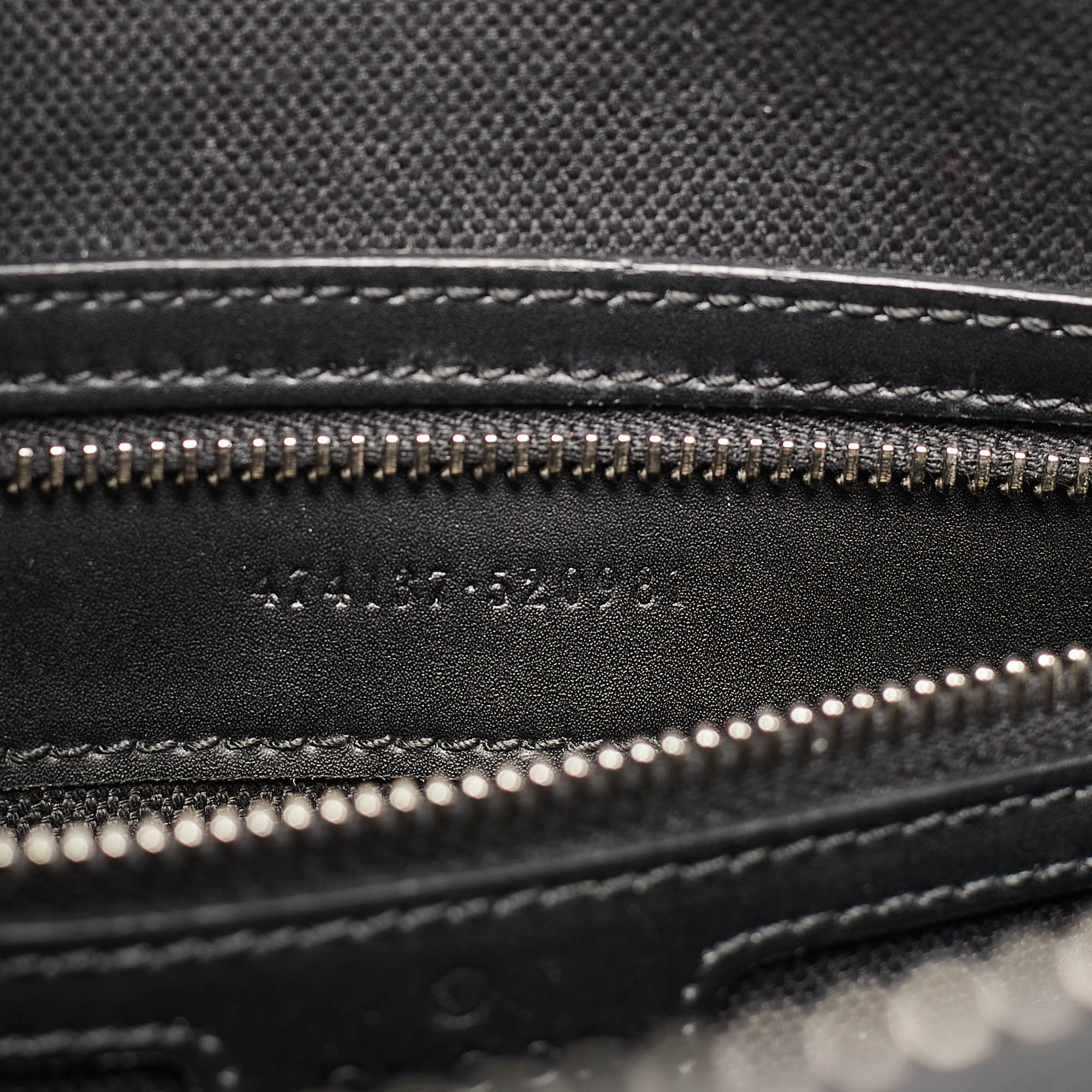 Gucci Black GG Supreme Canvas and Leather Flat Messenger Bag 