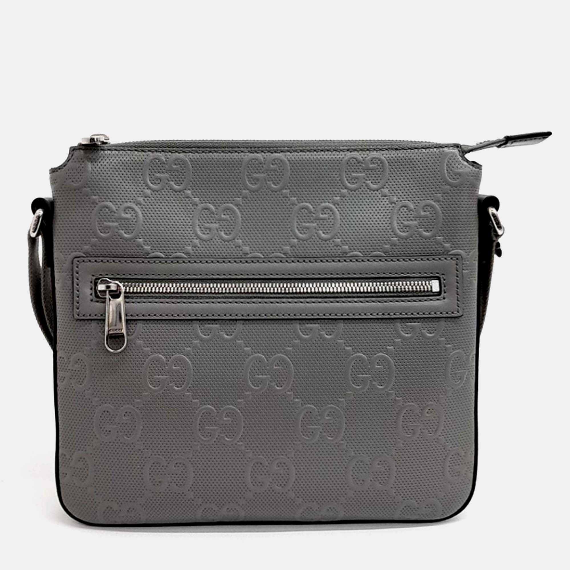 

Gucci Grey Leather GG Embossed Messenger Crossbody Bag