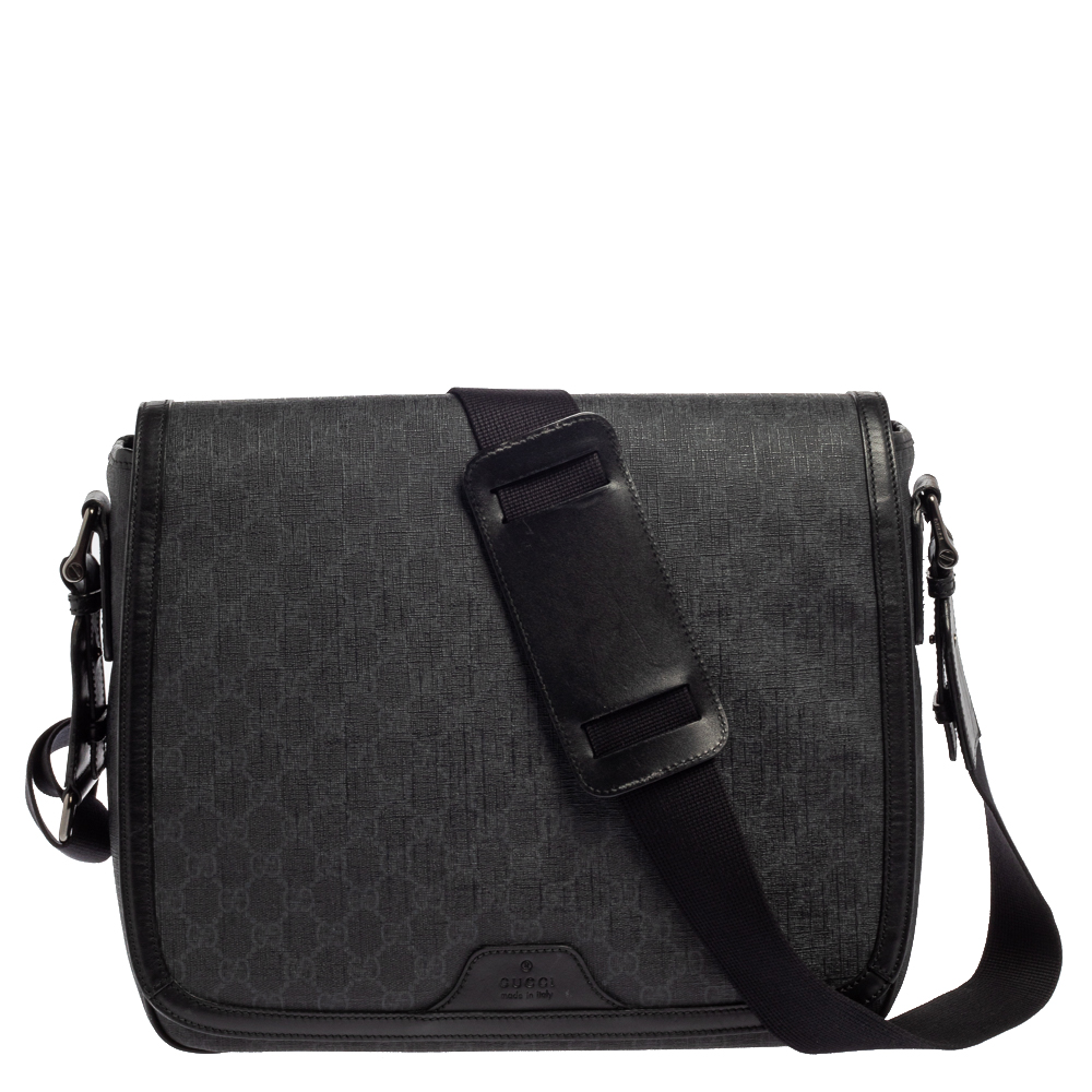 Pre-owned Gucci Black Gg Supreme Canvas Messenger Bag