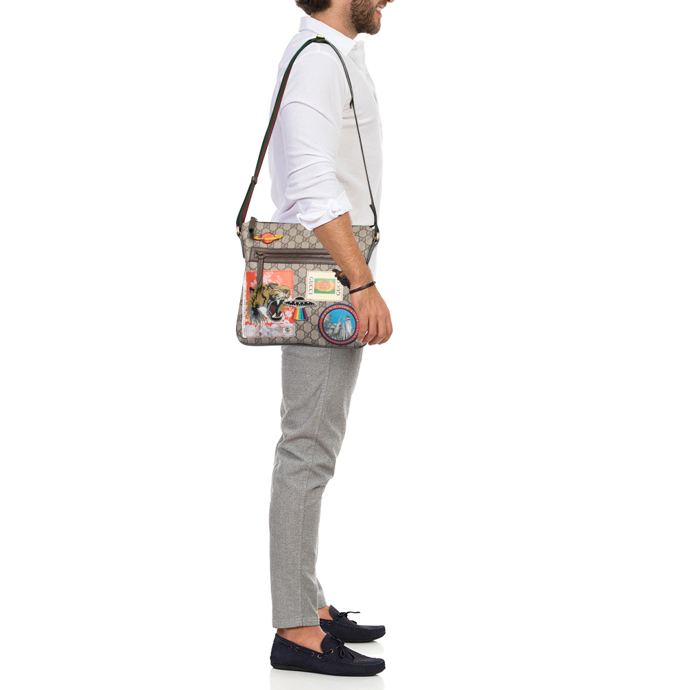 

Gucci Beige/Brown Embroidered GG Supreme Canvas Medium Courrier Flat Messenger Bag