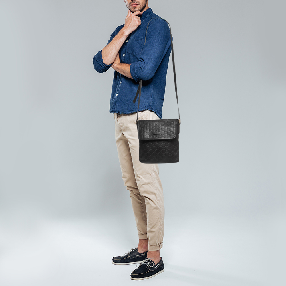 

Gucci Dark Brown Guccissima Leather Messenger Bag