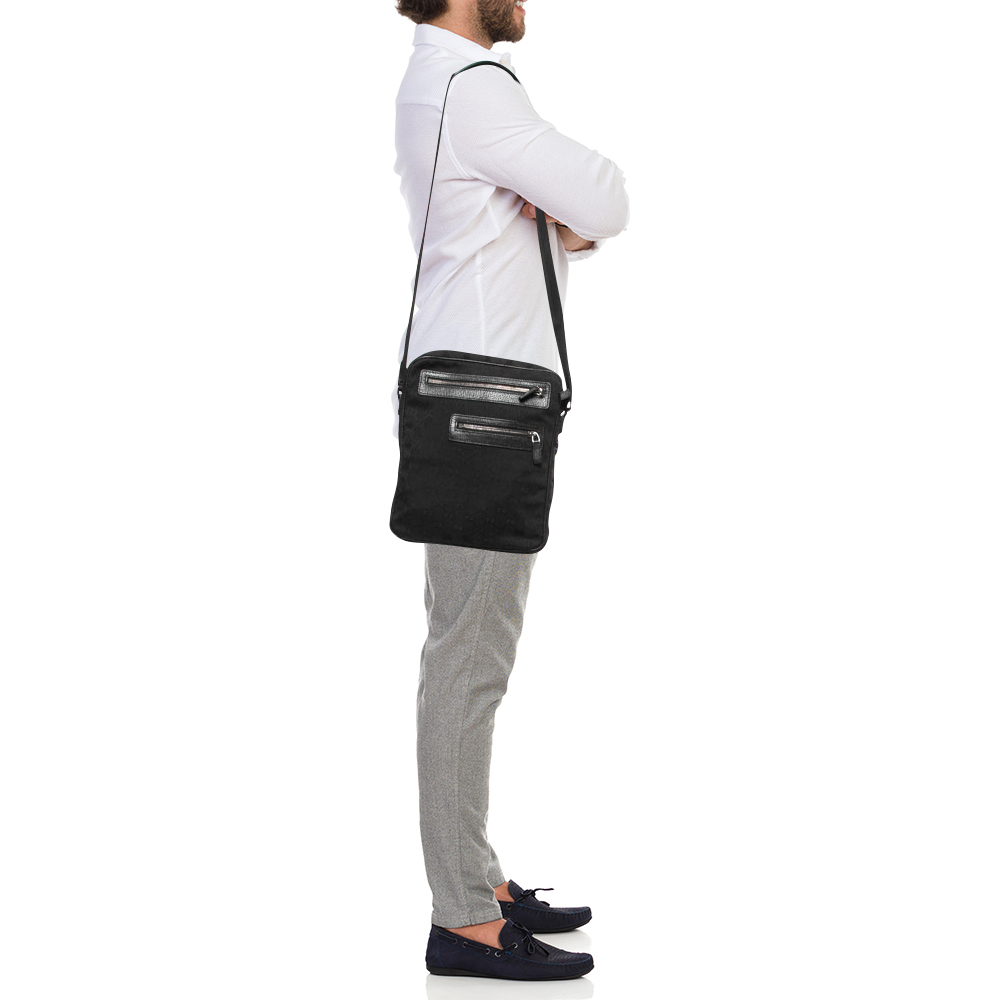 

Gucci Black GG Canvas and Leather Messenger Bag