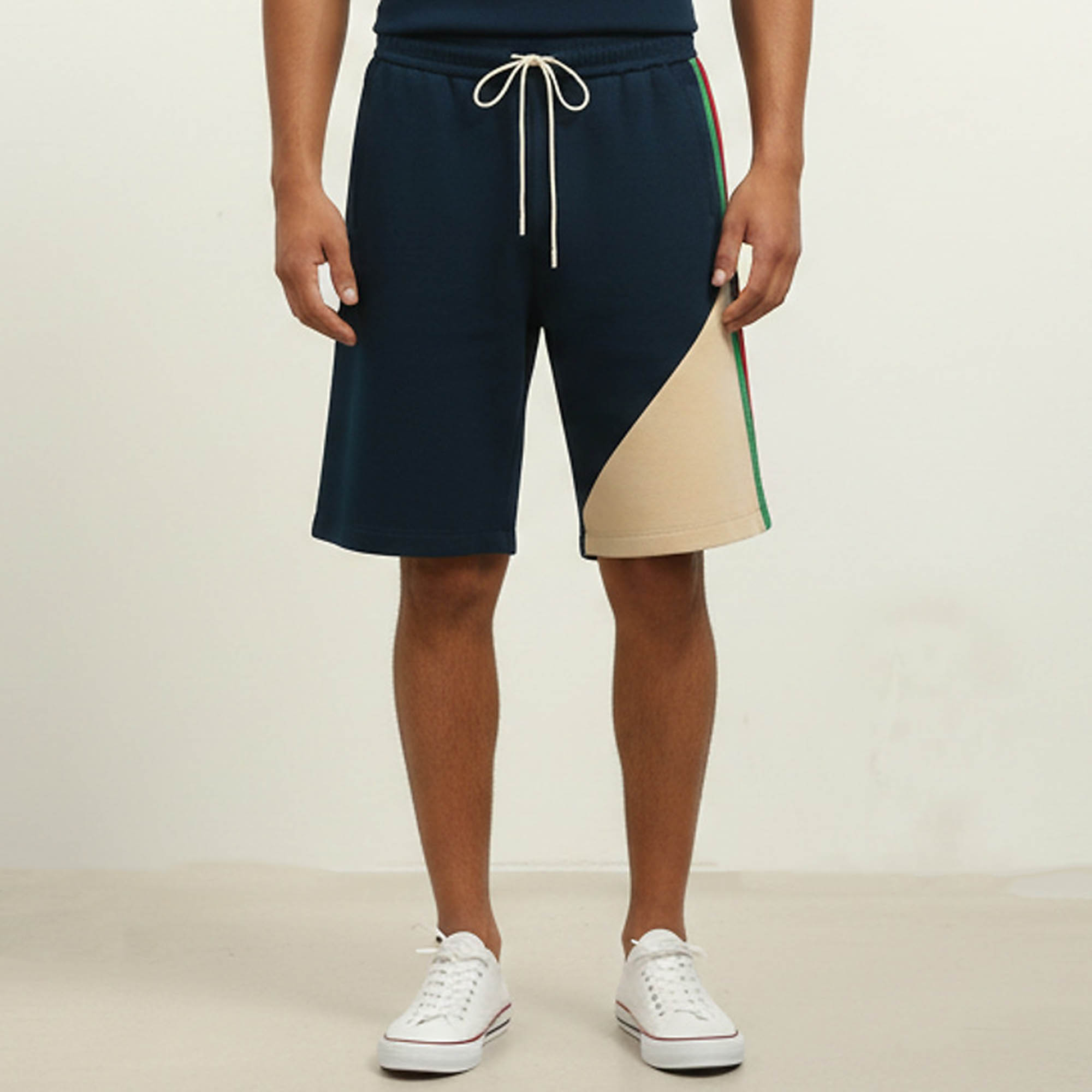 Pre-owned Gucci Navy Blue/beige Wool Blend Basket Shorts L
