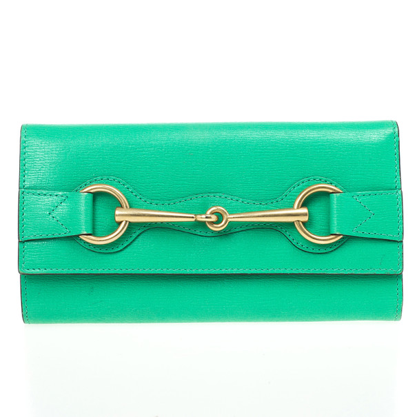 مملوكة مسبقًا Gucci Seafoam Leather Continental Wallet With Horsebit