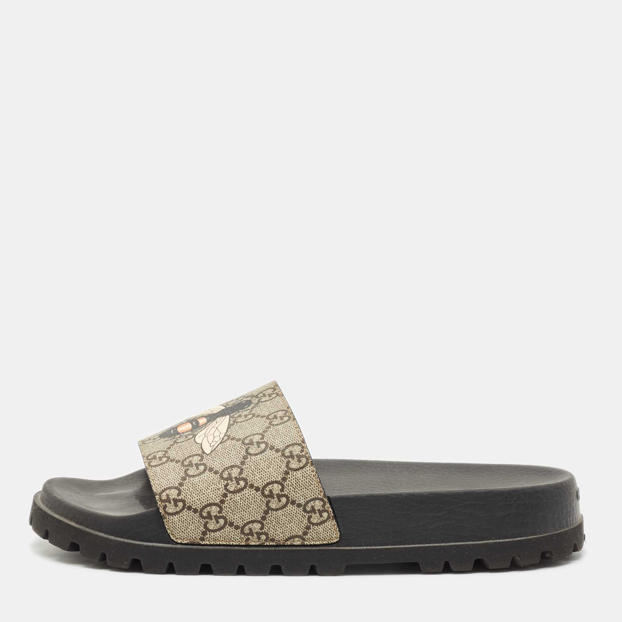 

Gucci Beige GG Supreme Bee Pool Slides Size 43