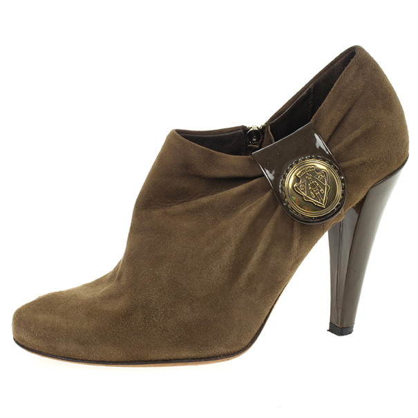 مملوكة مسبقًا Gucci Brown Suede Hysteria Ankle Booties Size 38.5