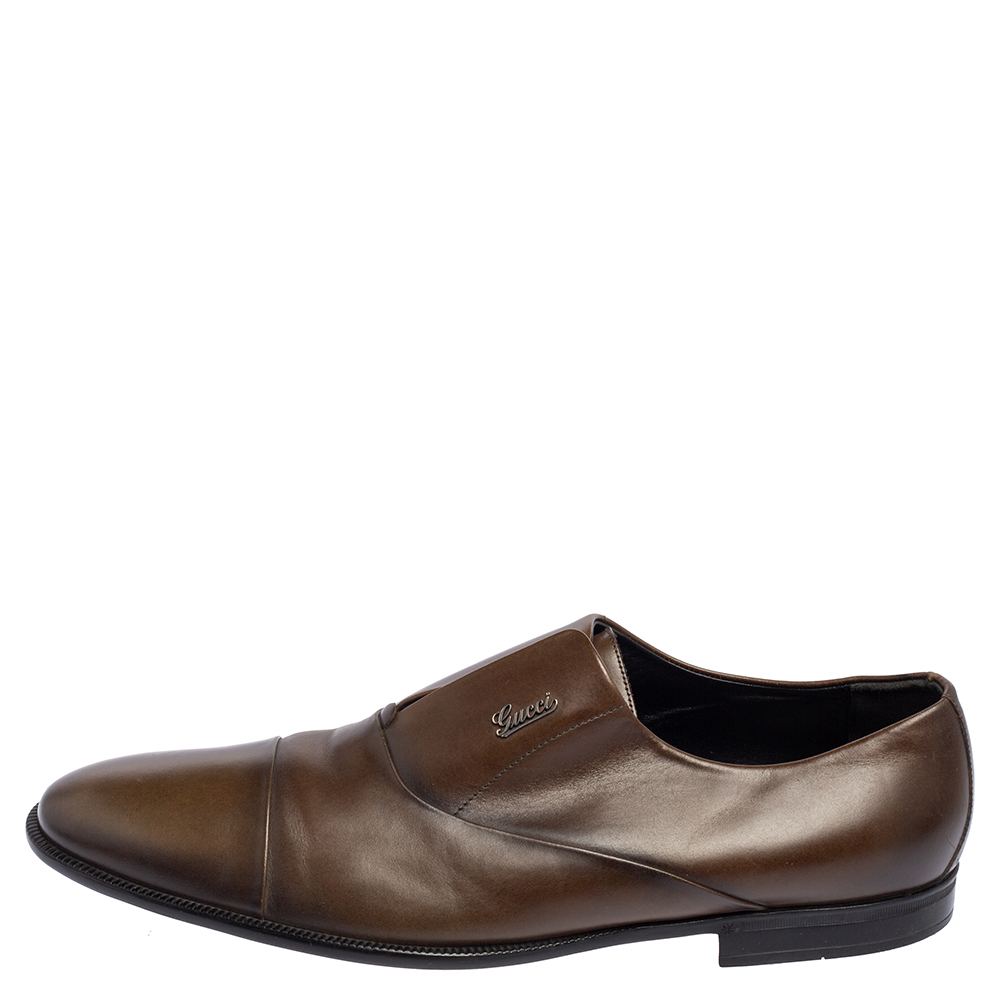 

Gucci Army Green Leather Wing Tip Derby Size
