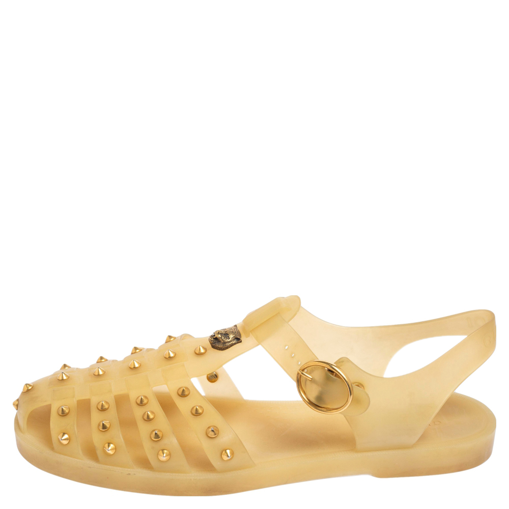 

Gucci Beige Rubber Studded Buckle Strap Sandals Size