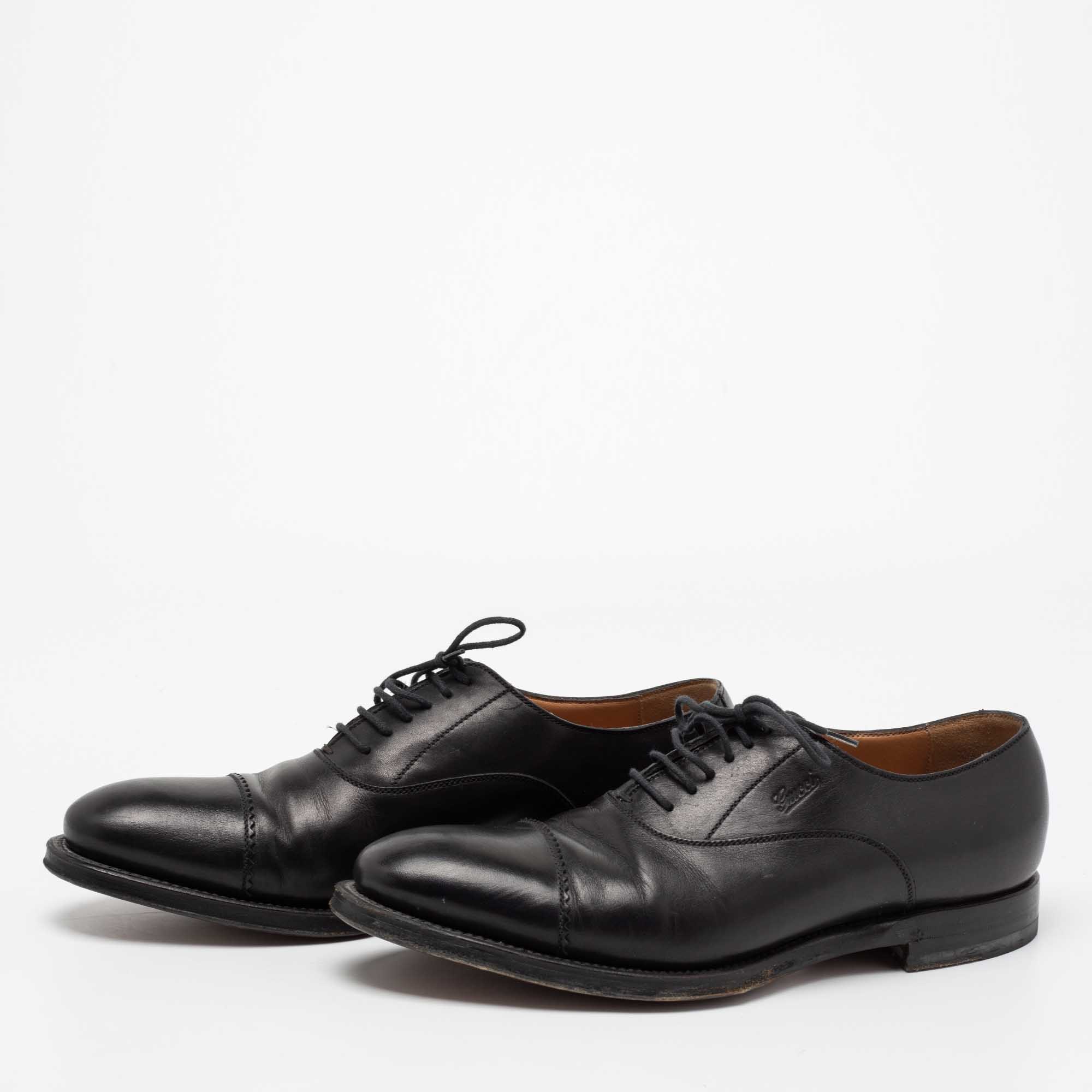 

Gucci Black Leather Lace-Up Oxfords Size