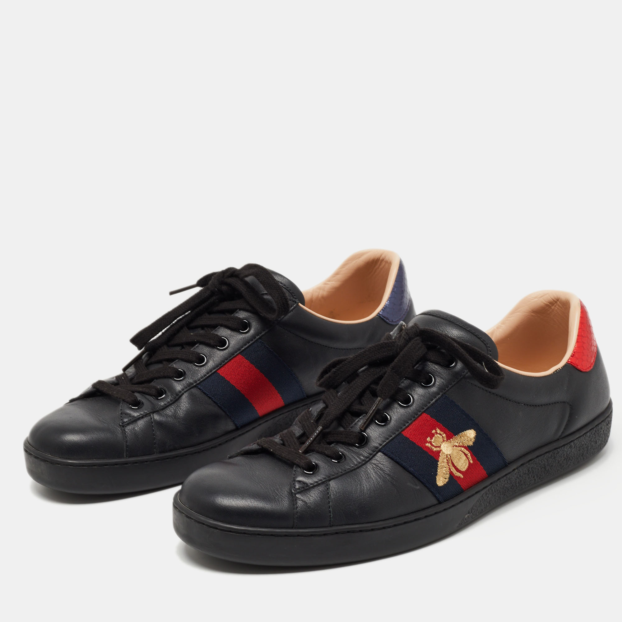 

Gucci Black Leather Bee Embroidered Ace Sneakers Size