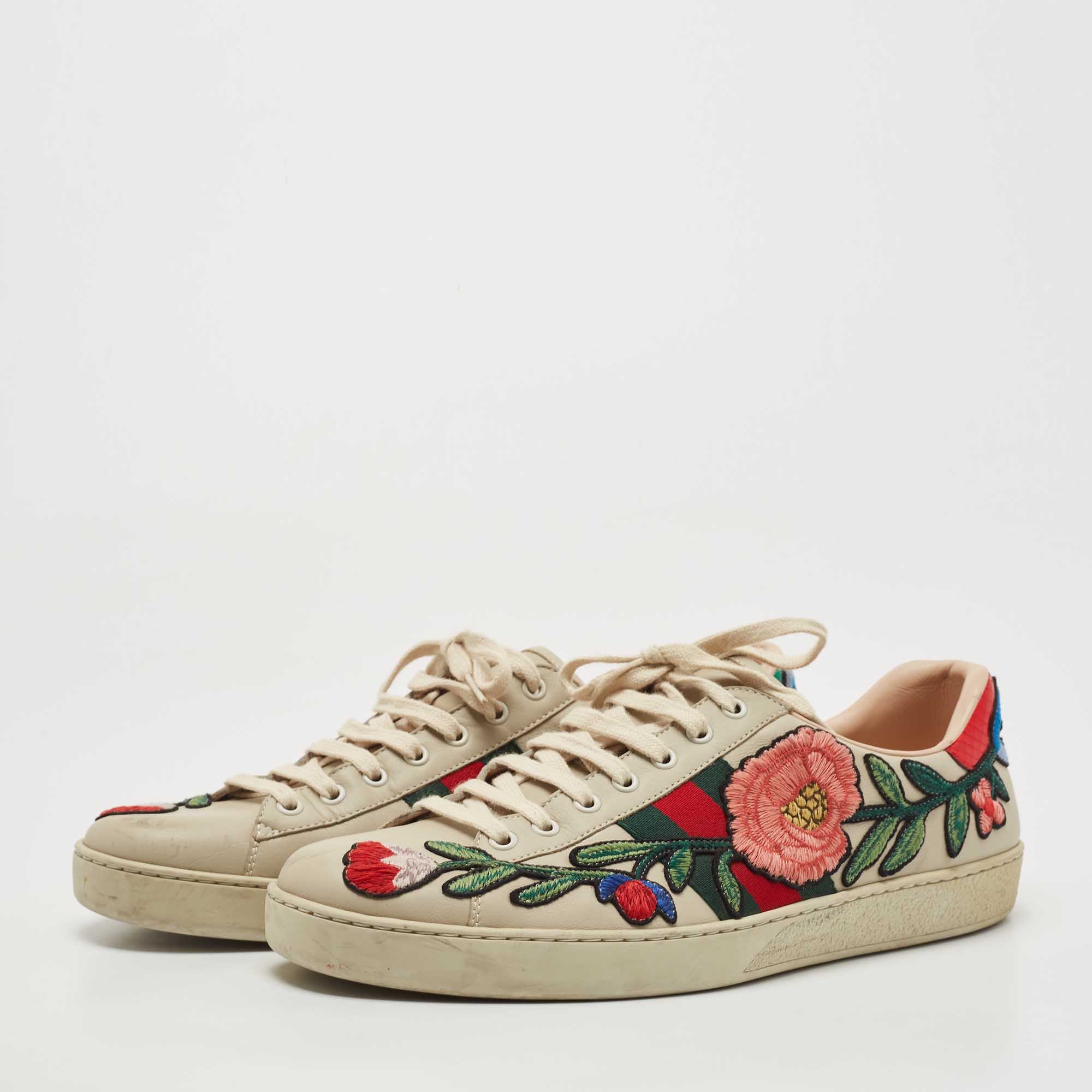 

Gucci Cream Leather Floral Embroidered Ace Sneakers Size