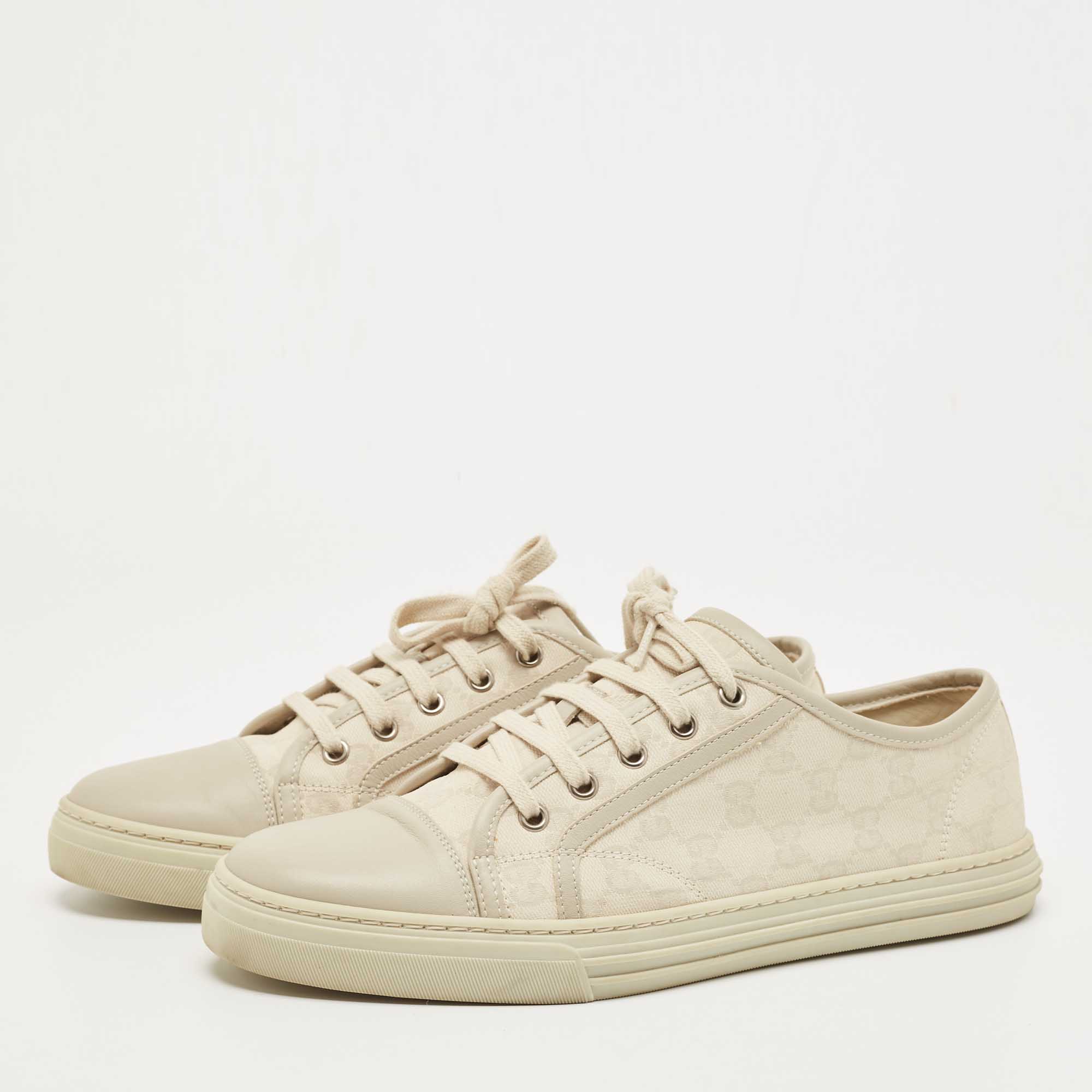 

Gucci Two Tone GG Canvas and Leather Cap Toe Low Top Sneakers Size, Beige