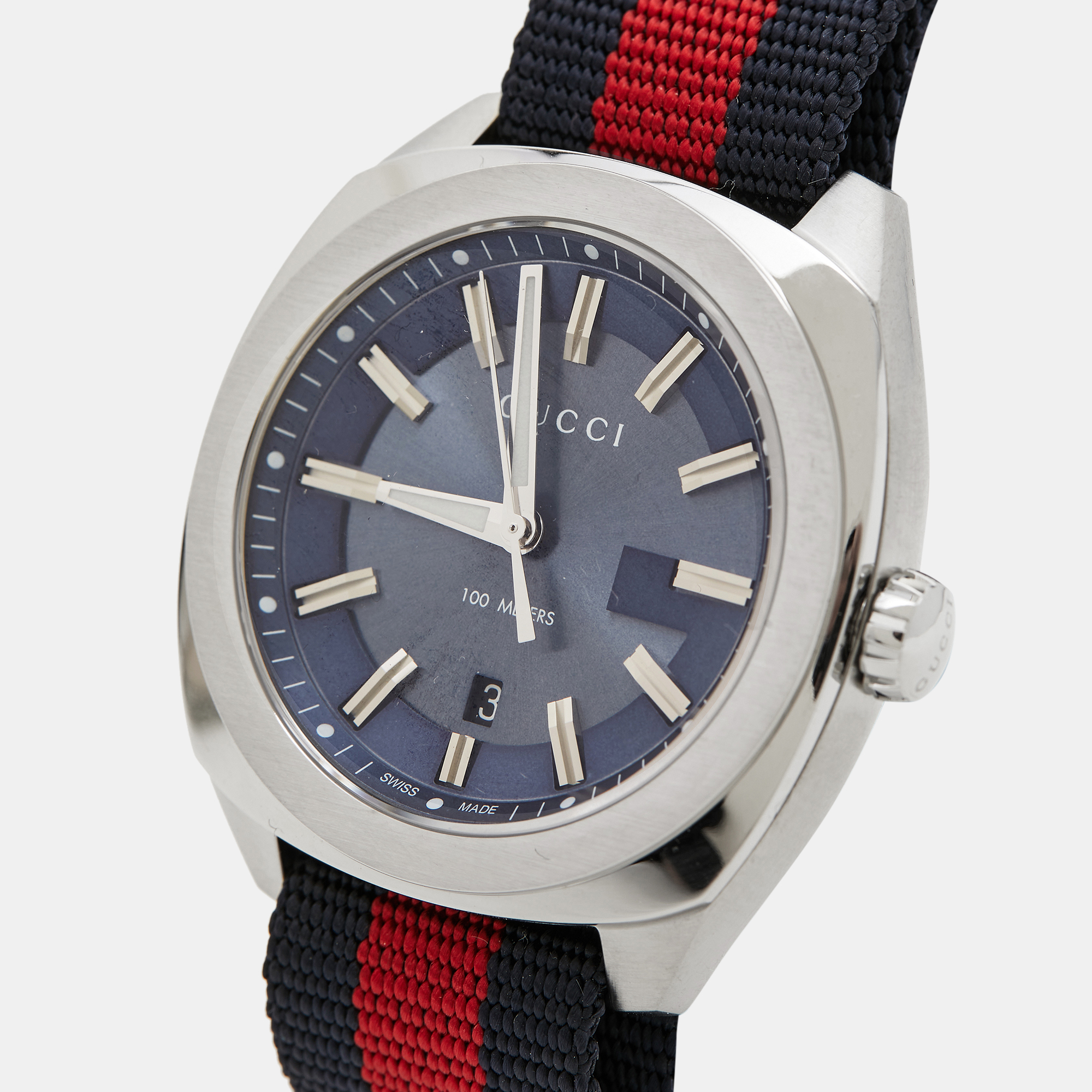 

Gucci Blue Stainless Steel Nylon GG2570 Series YA142304 Men's Wristwatch