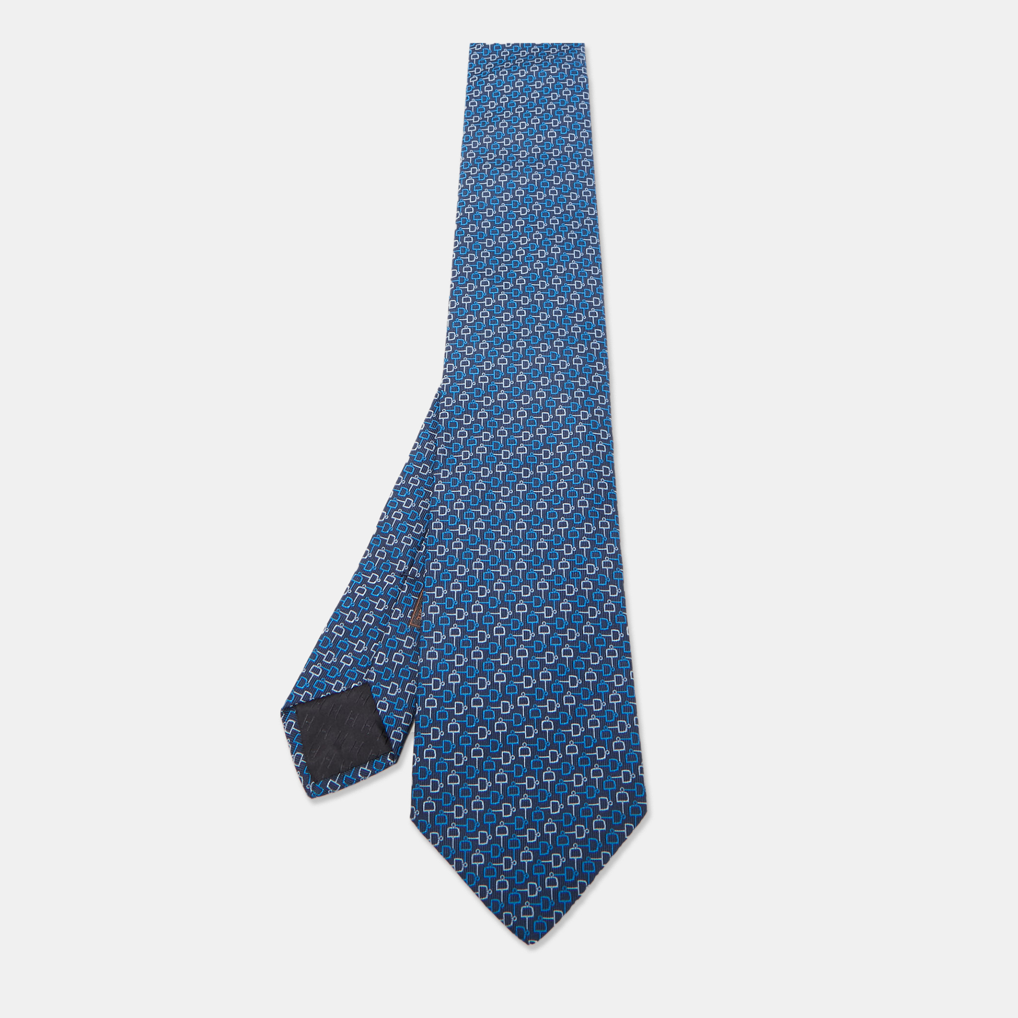 

Hermès Tie Bleu Cravate Silk Lourde T Demi Moore Tie, Blue