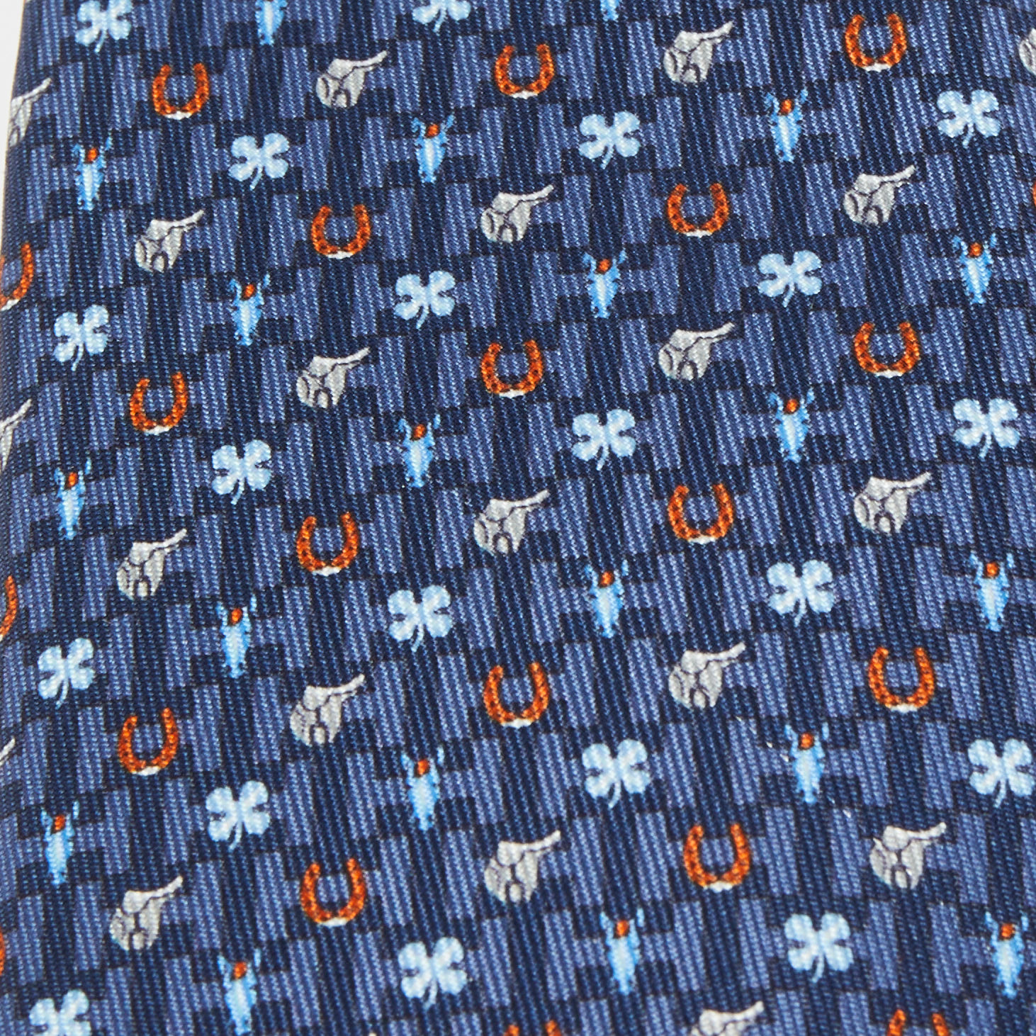 

Hermès Navy Blue 7 Hermès Luck Printed Silk Slim Tie