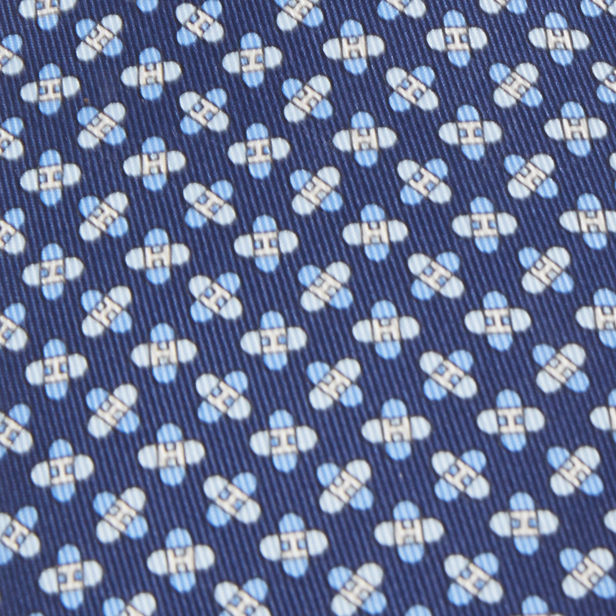 

Hermès Navy Blue 7 Drone H Printed Silk Slim Tie