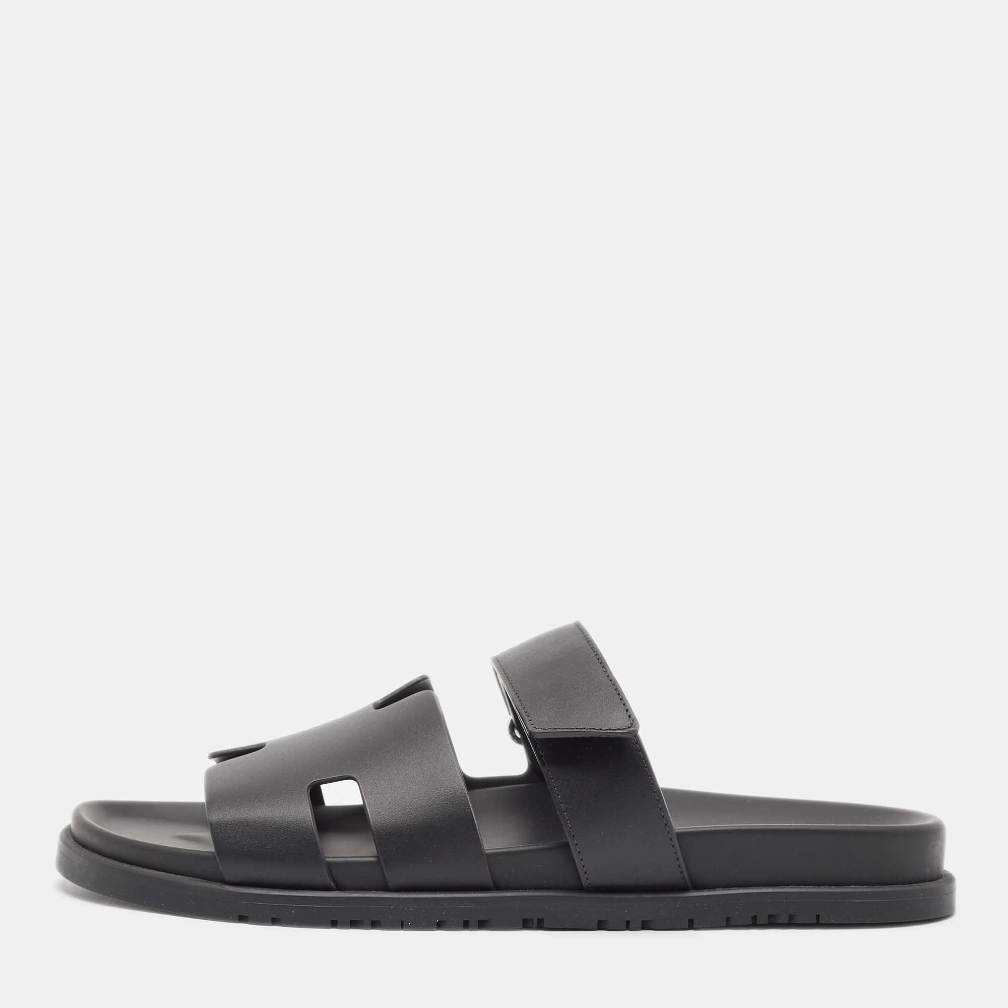 

Hermes Black Leather Chypre Sandals Size