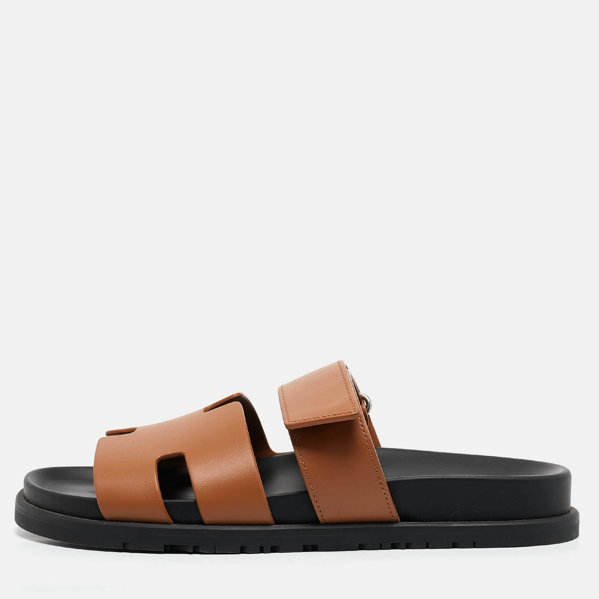 

Hermès Brown Leather Chypre Sandals Size