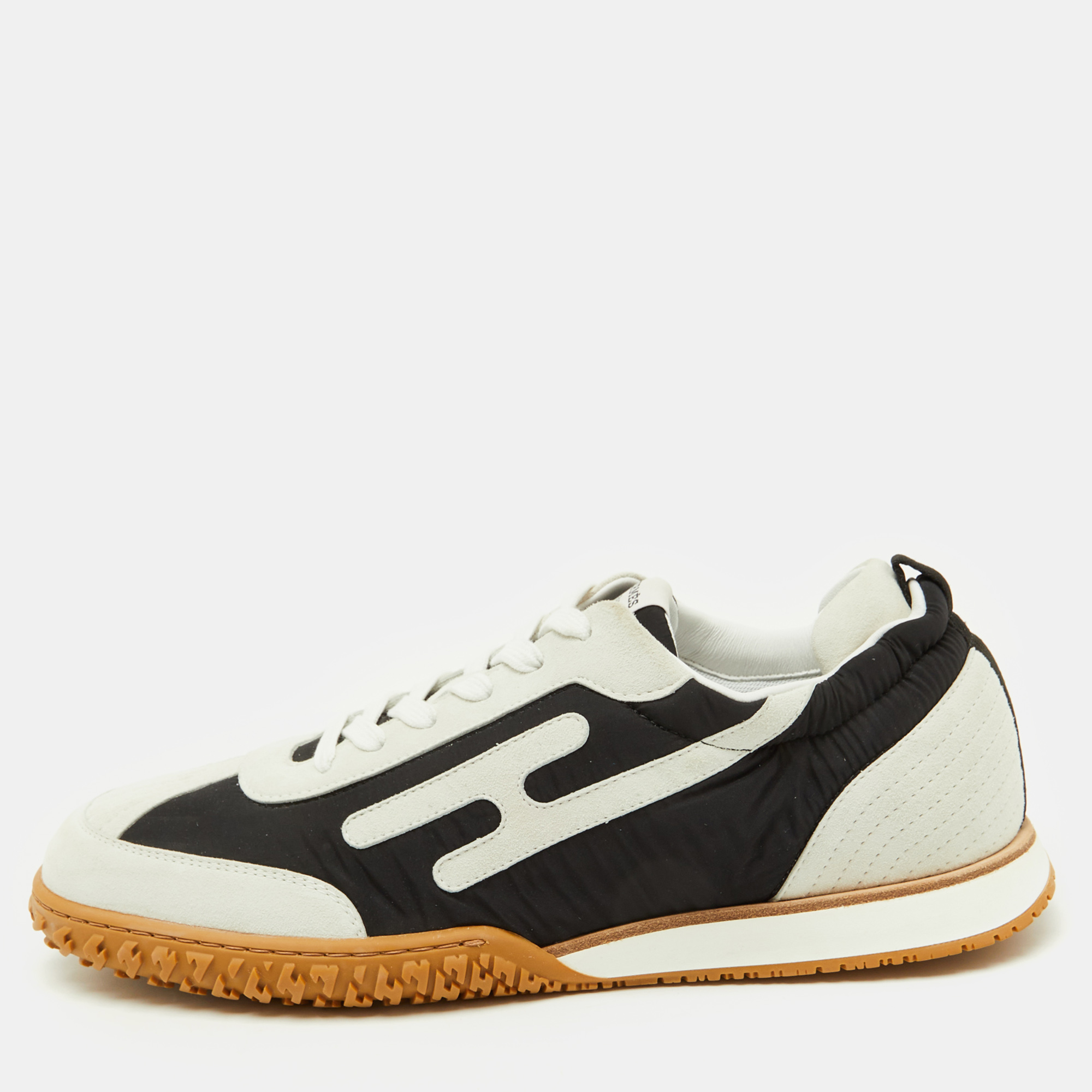 

Hermès Black/White Fabric and Suede Jet Sneakers Size