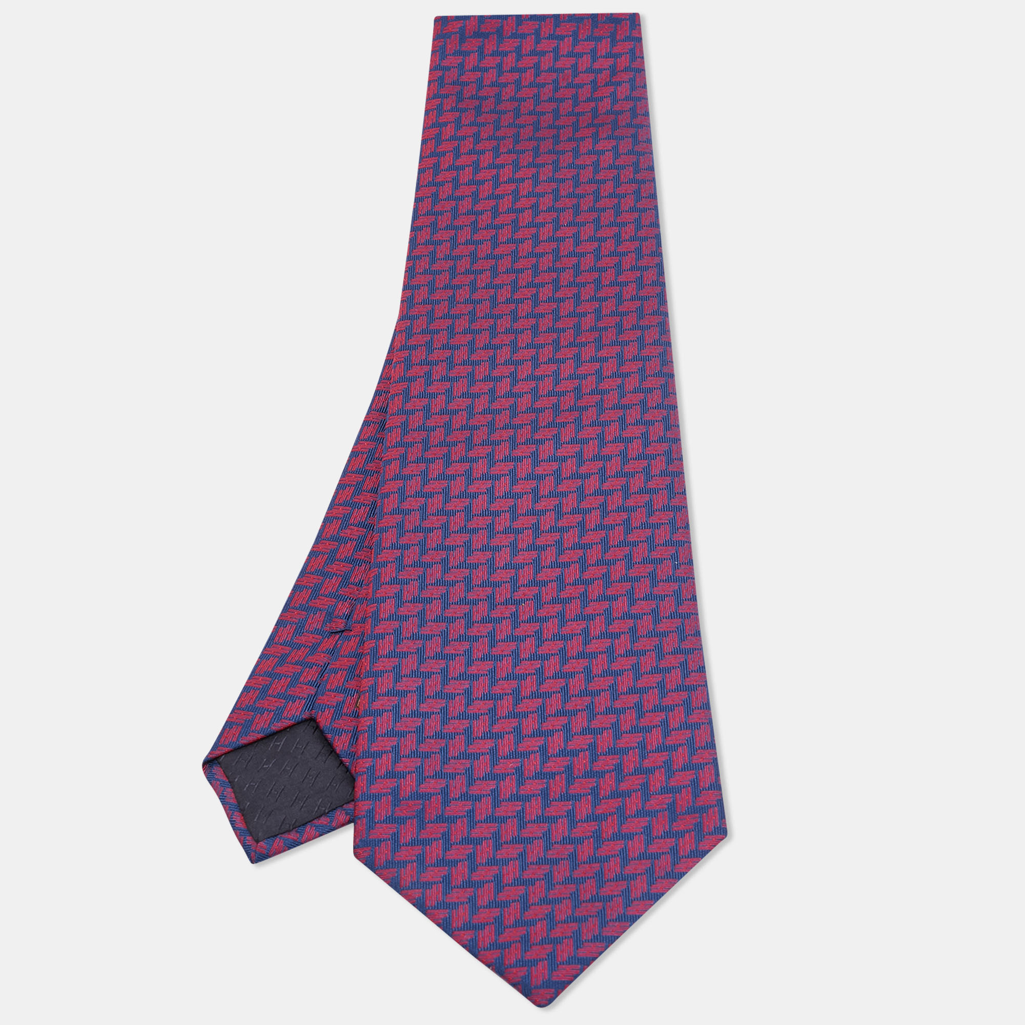 

Hermes Blue/Red H Pattern Jacquard Silk Tie, Pink