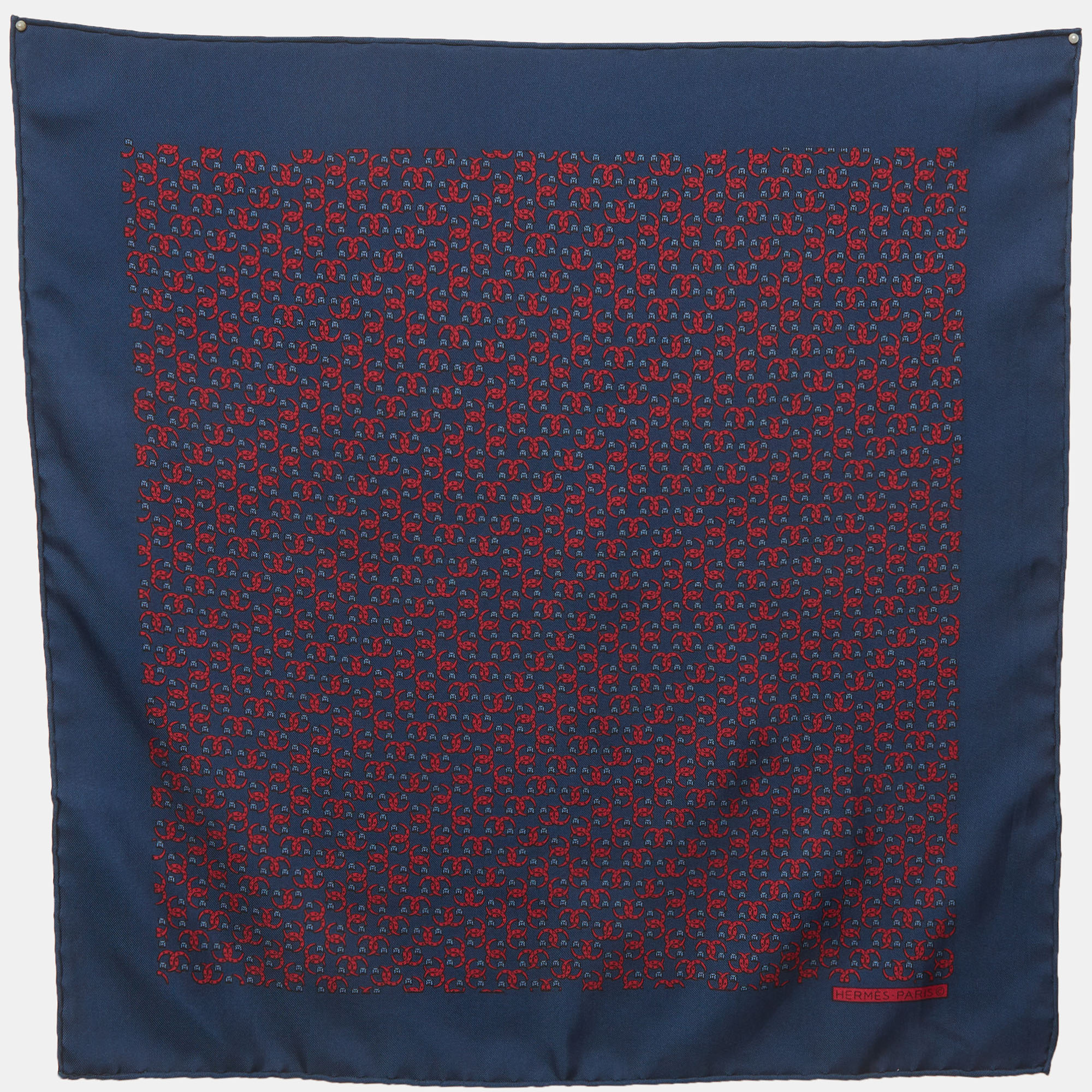 

Hermès Navy Horseshoe Print Silk Pocket Square, Navy blue
