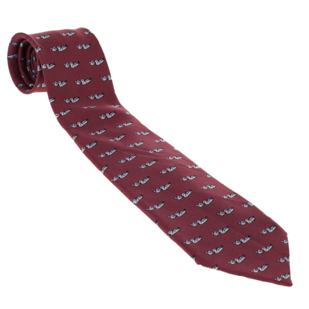 مملوكة مسبقًا Hermes Red Duck Print Vintage Silk Tie