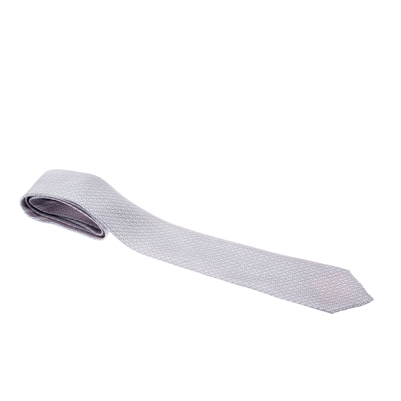 Pre Owned Hermes Pink and Blue Infinite Link Print Silk Tie