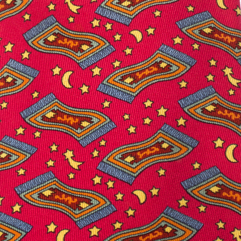 

Hermès Red Magic Carpet Print Silk Classic Tie
