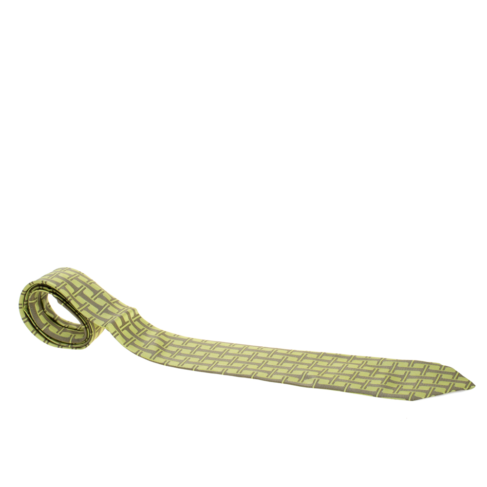Pre Owned Hermes Green H Patterned Jacquard Traditional Silk Tie
