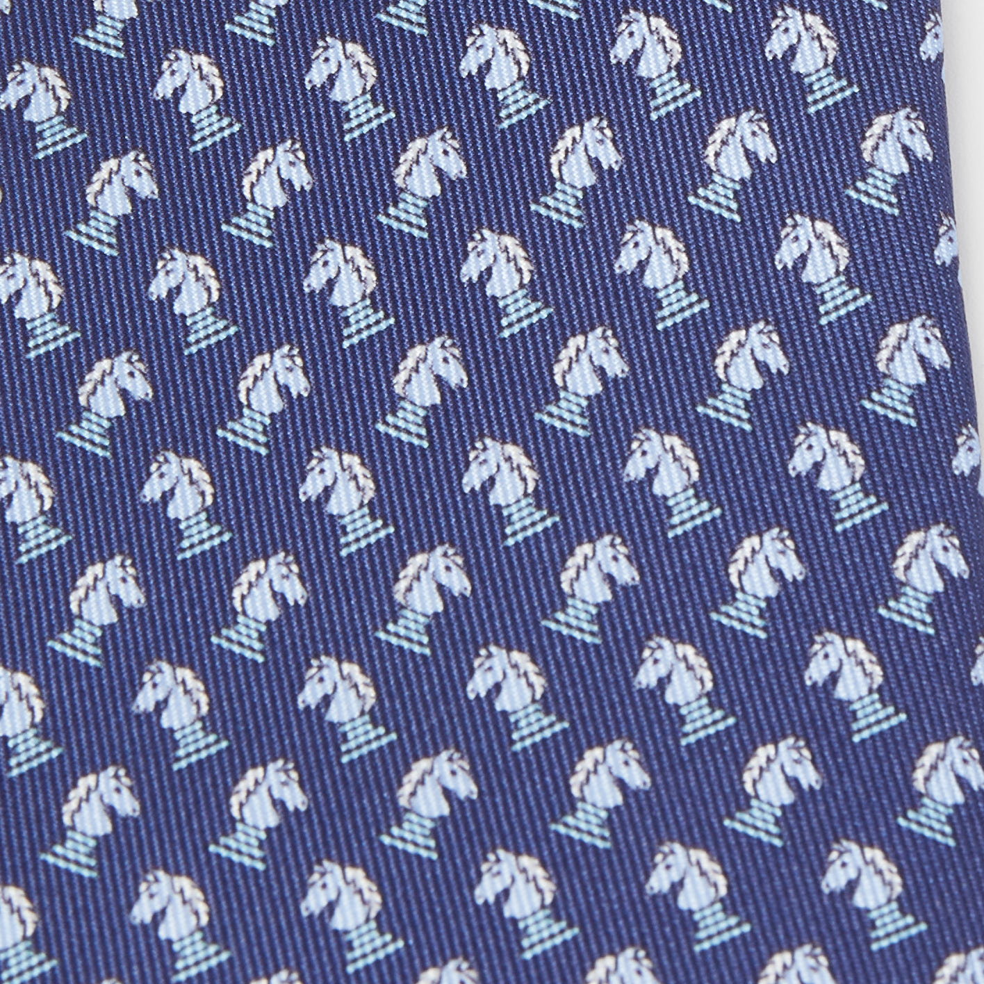 

Hermès Navy Blue Echec Et Mat Printed Silk Slim Tie