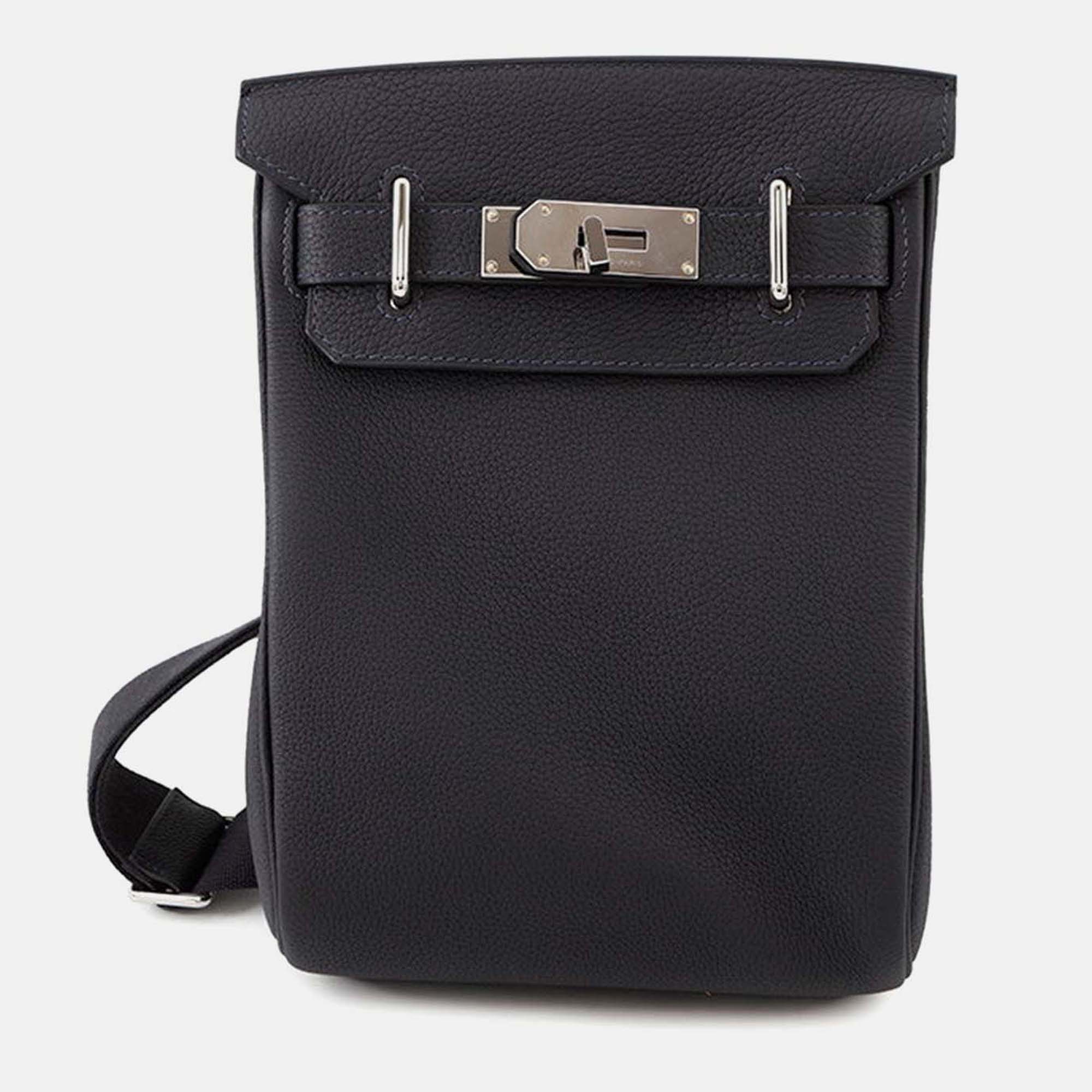 

Hermes Akkad Caban/Jaune De Naples/Feu Togo Leather PM, Black