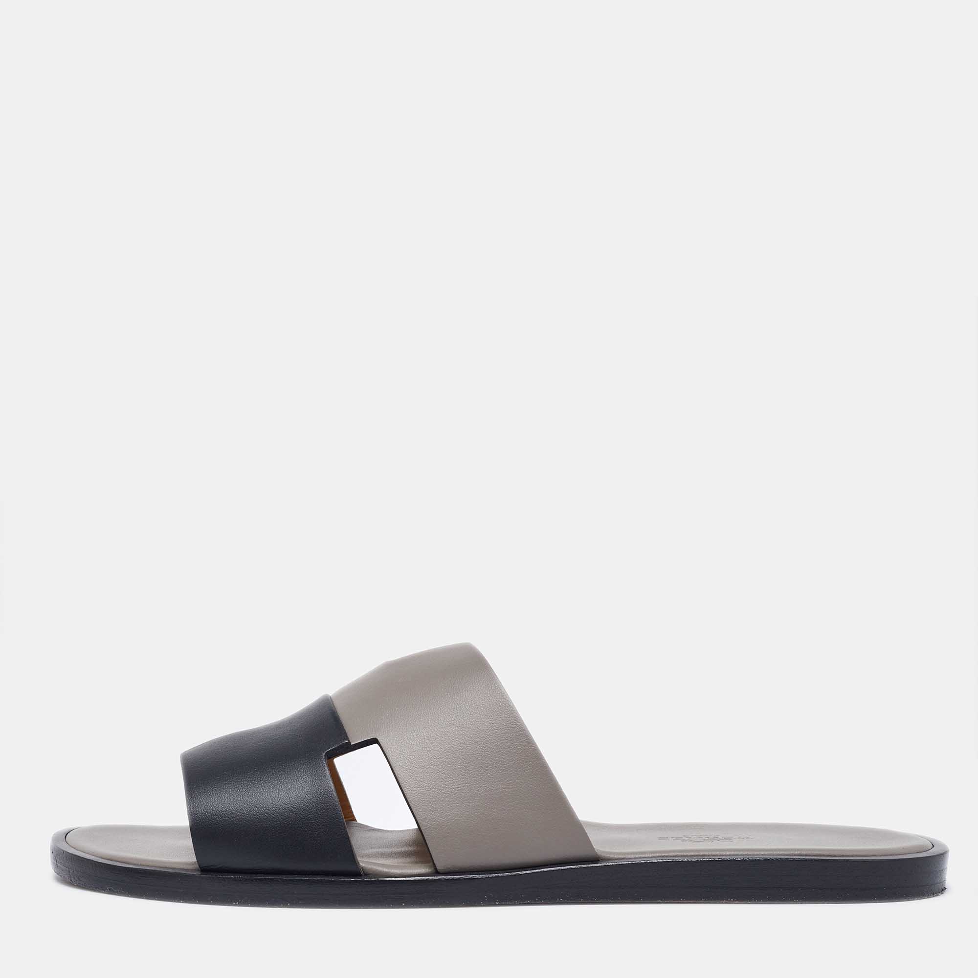 

Hermes Grey/Black Leather Izmir Flat Slides Size