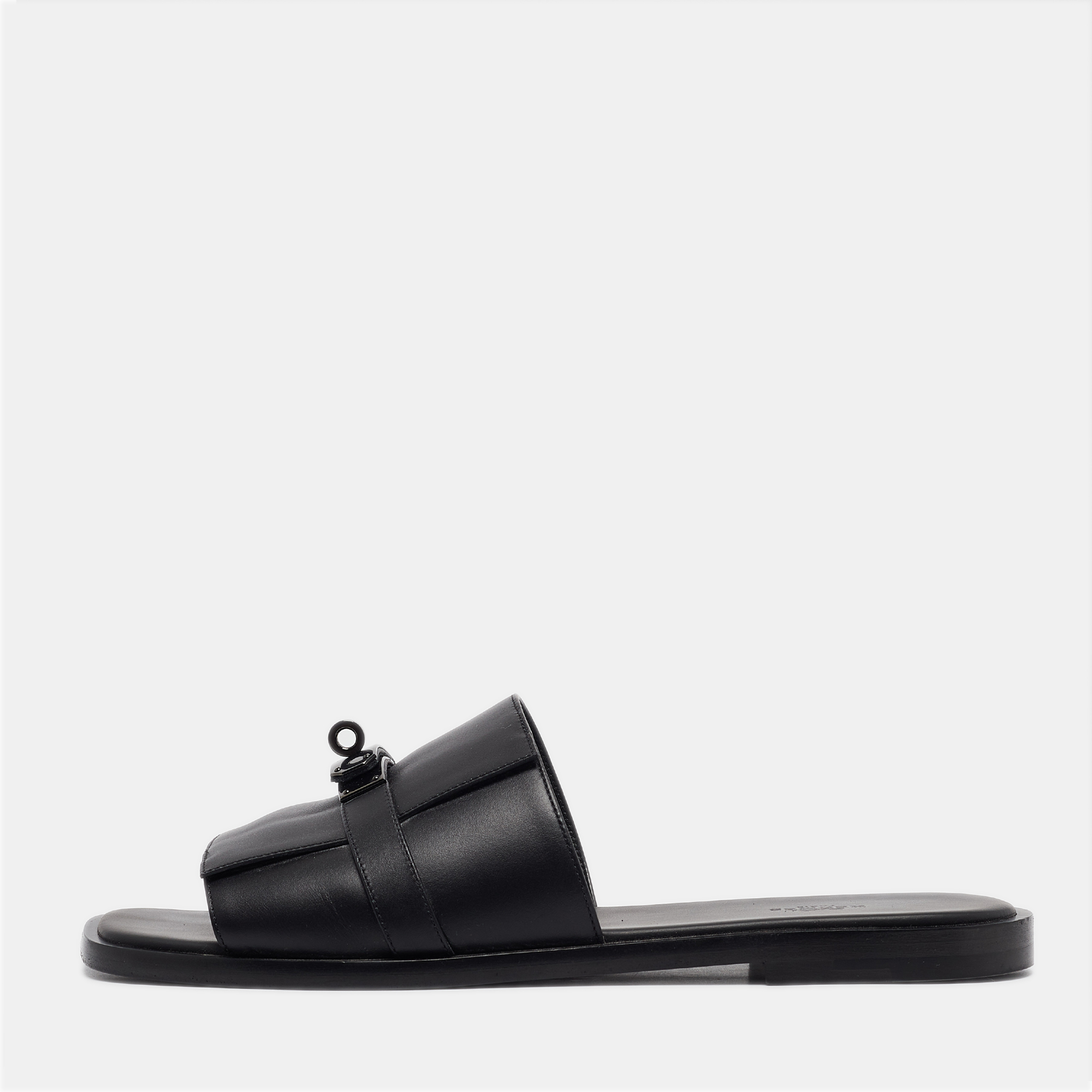 

Hermes Black Leather Gabriel Flat Slides Size