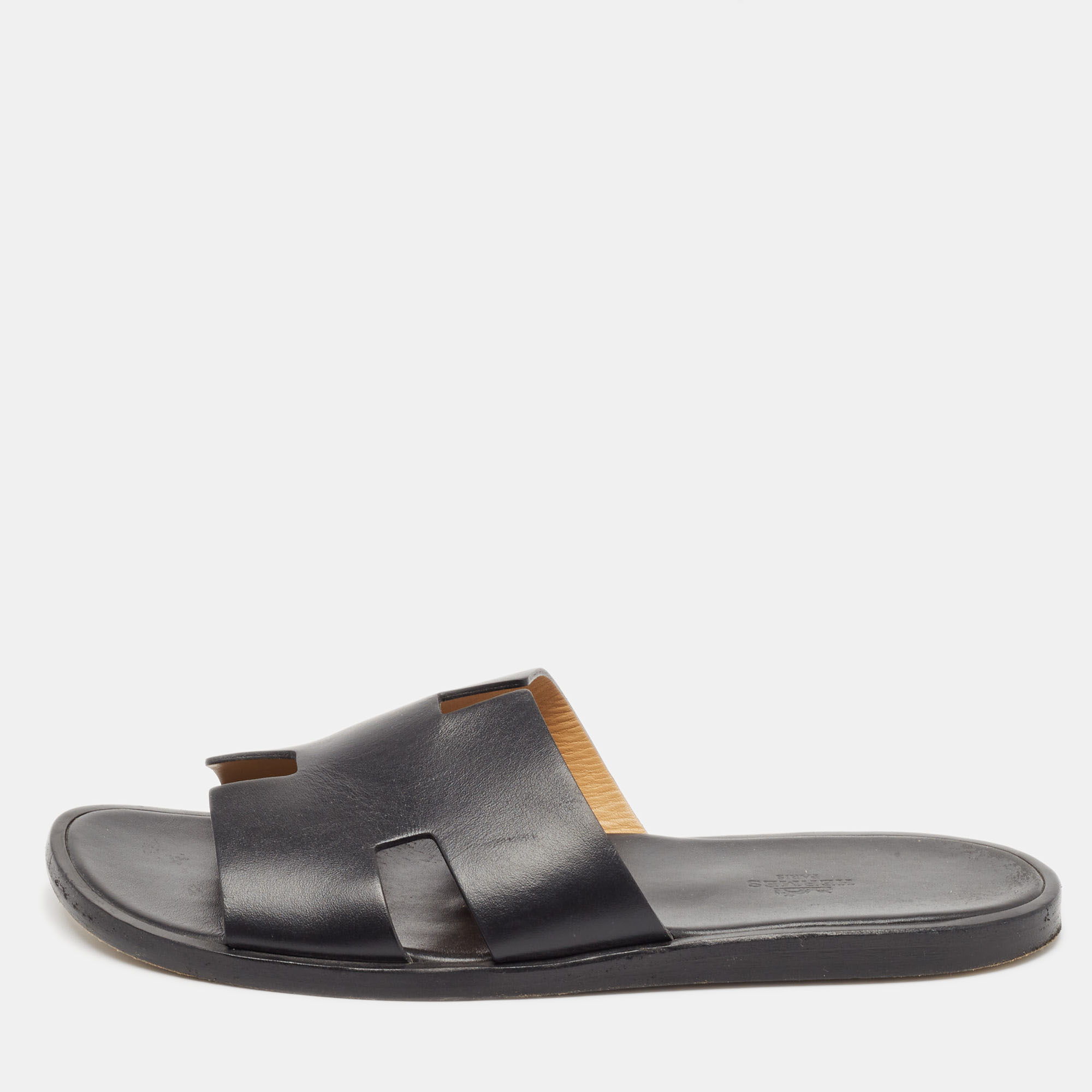 

Hermes Black Leather Izmir Flat Slides Size